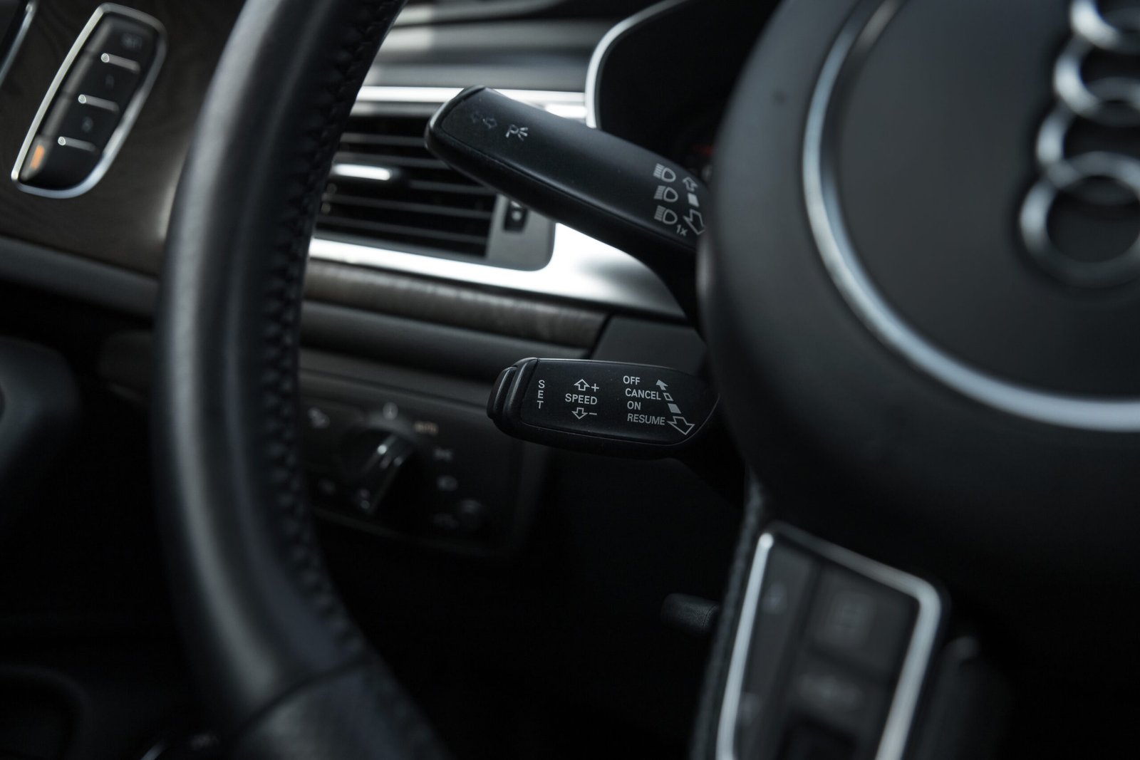 
								AUDI A6 S-LINE 3.0D 180KW QUATTRO full									