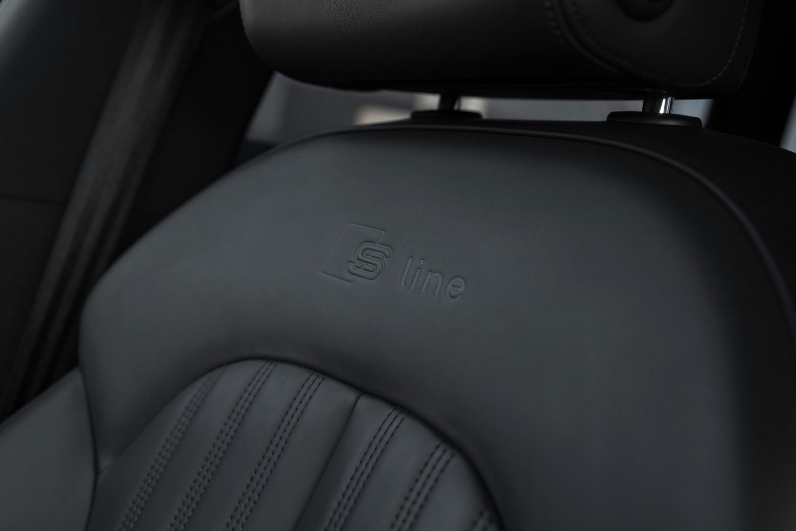 
								AUDI A6 S-LINE 3.0D 180KW QUATTRO full									