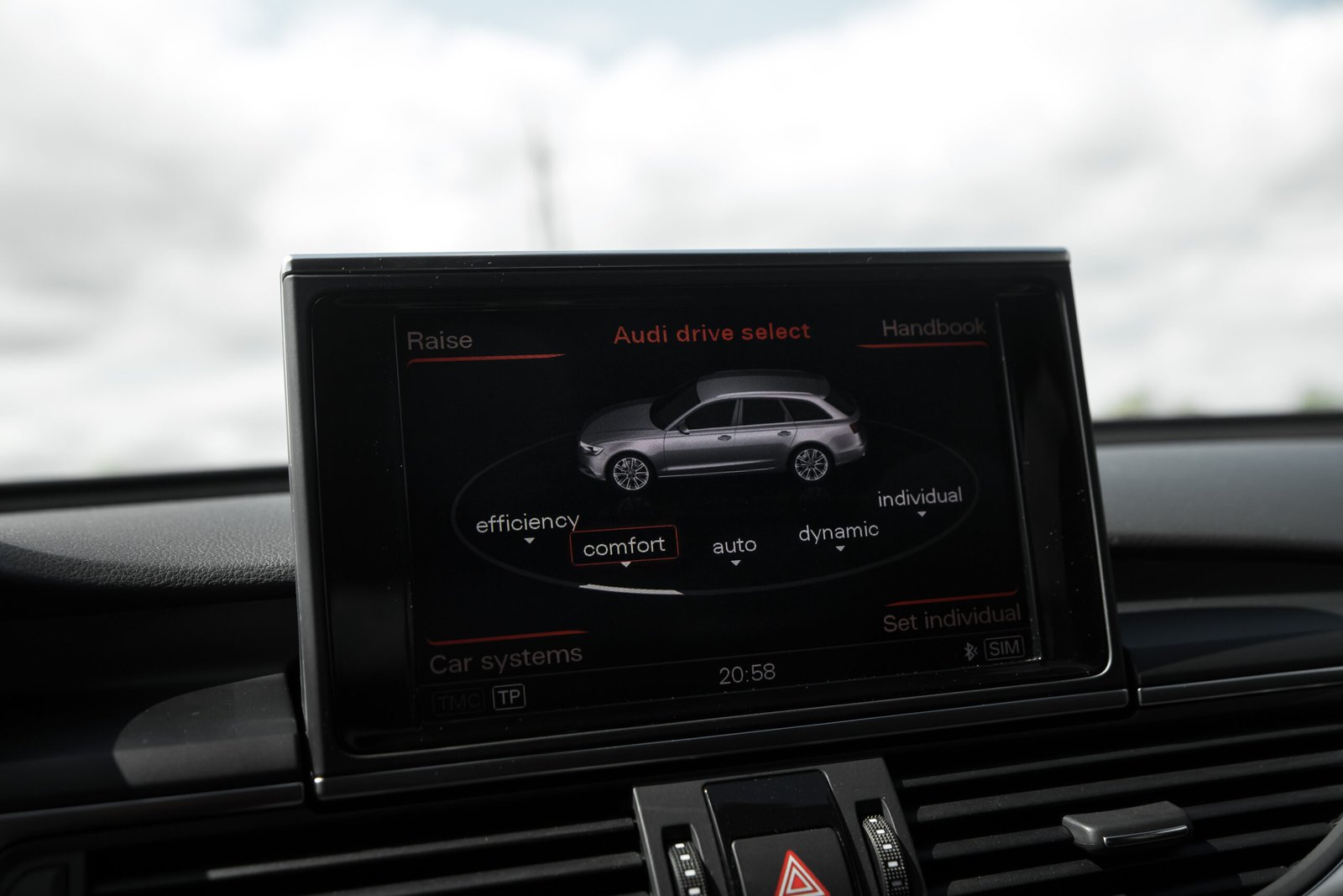 
								AUDI A6 S-LINE 3.0D QUATTRO 180KW full									