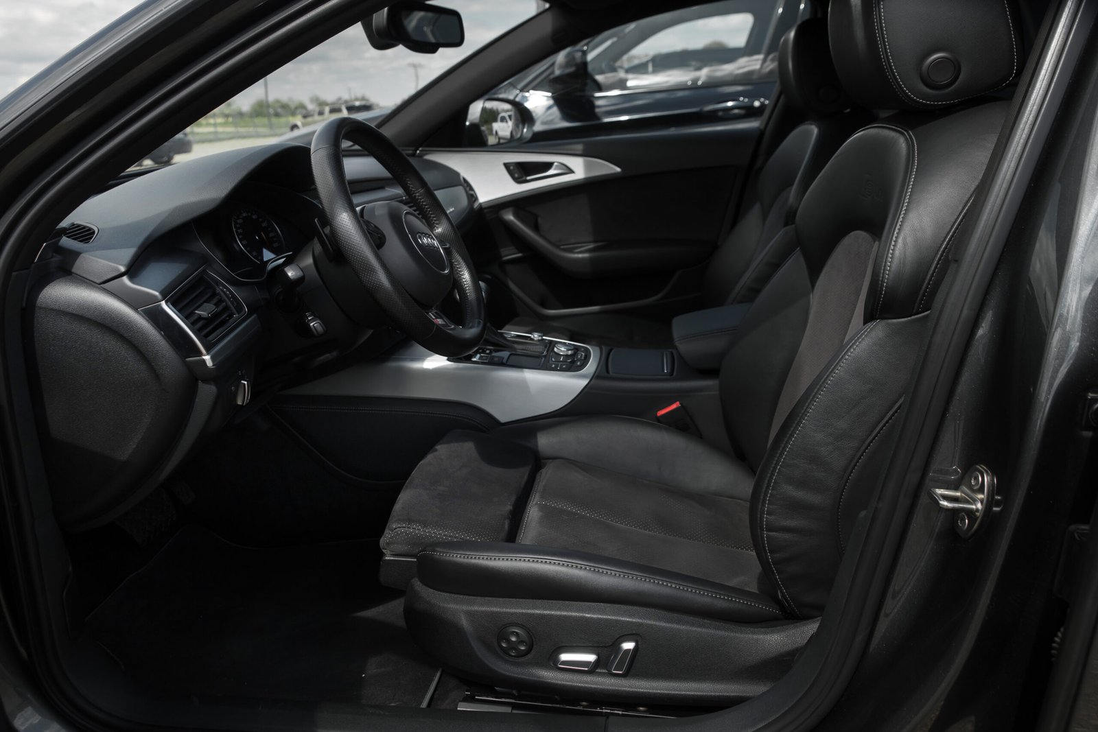 
								AUDI A6 S-LINE 3.0D QUATTRO 180KW full									