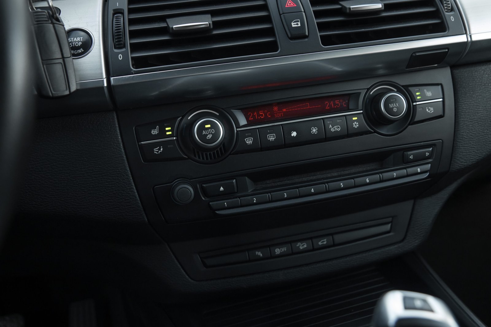 
								BMW X5 E70 3.0D 225KW FACELIFT full									