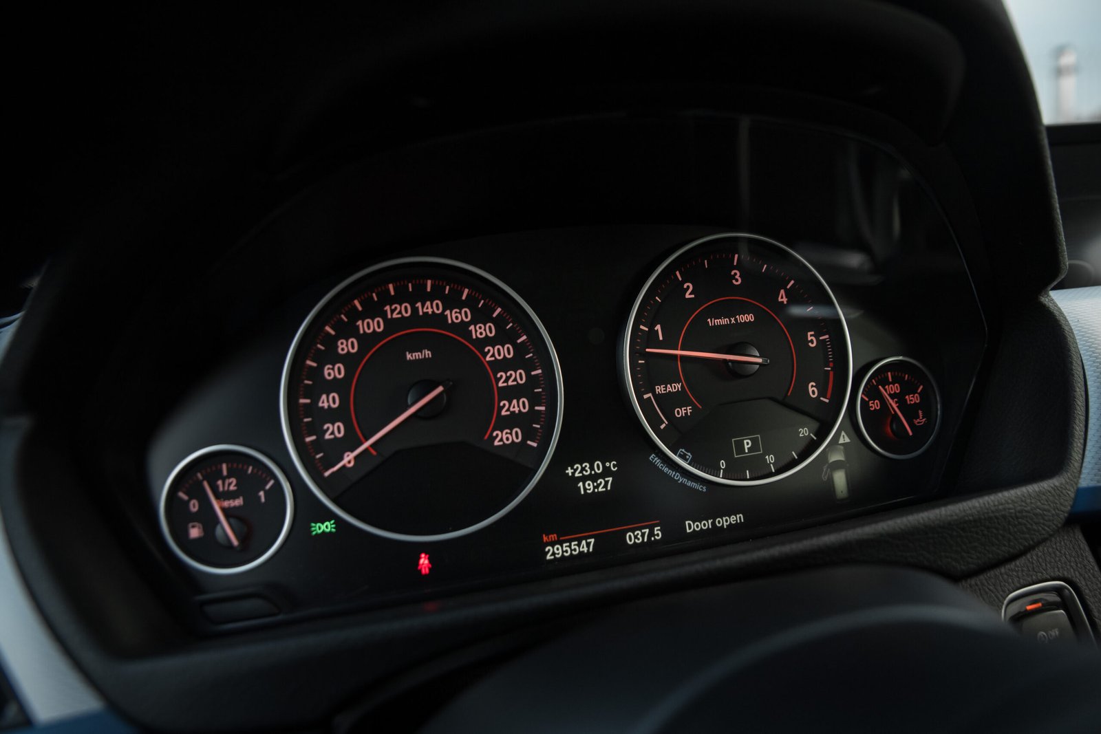 BMW 330D F31 3.0D 190KW M-SPORTPAKET full