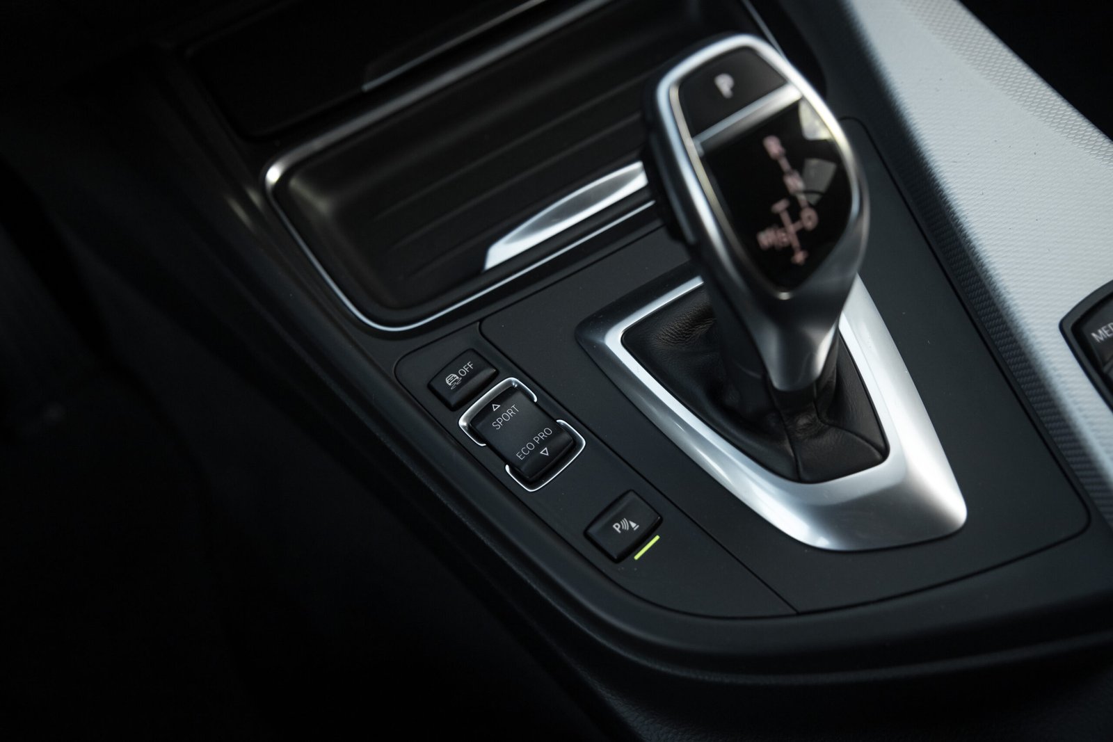 BMW 330D F31 3.0D 190KW M-SPORTPAKET full