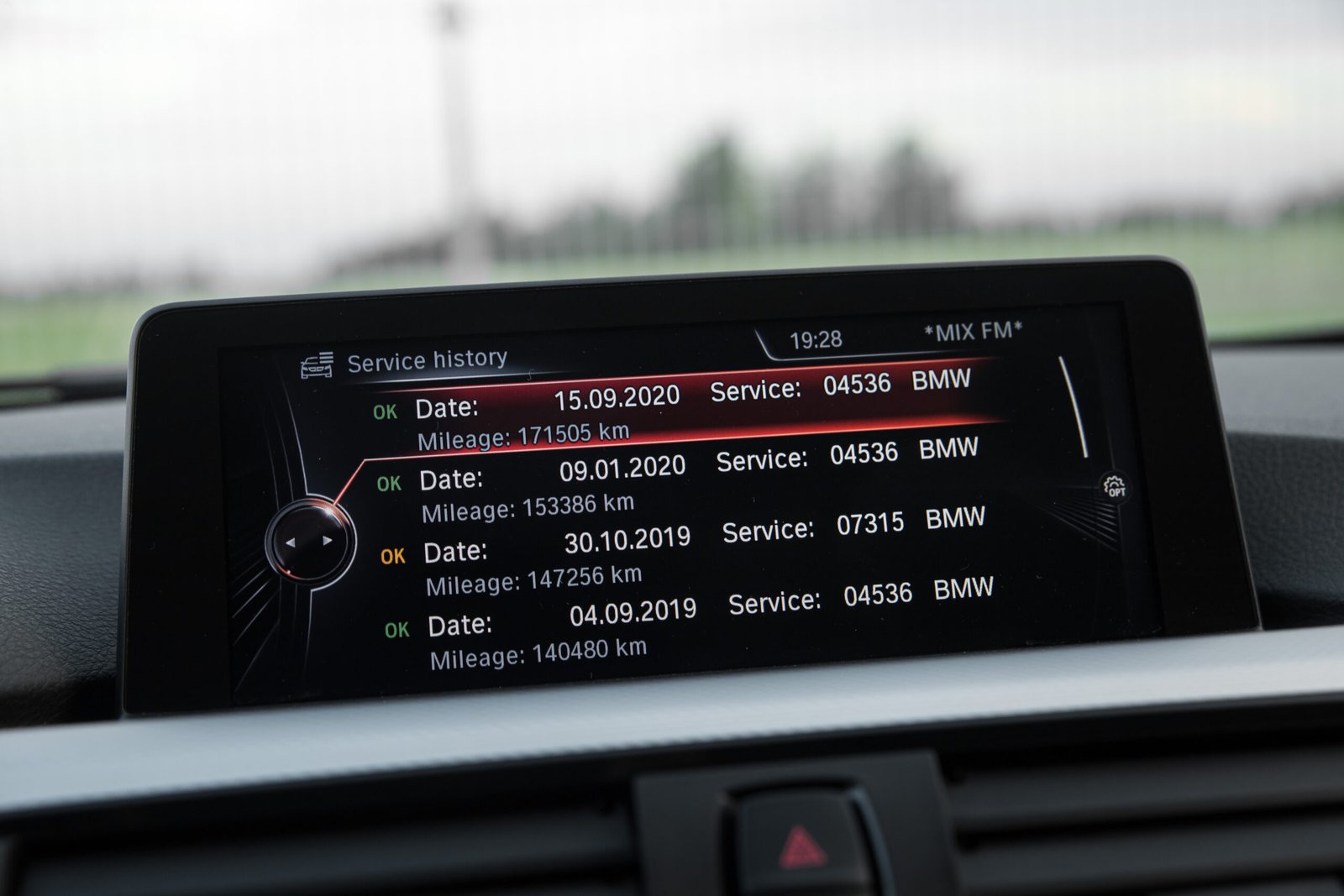 BMW 330D F31 3.0D 190KW M-SPORTPAKET full