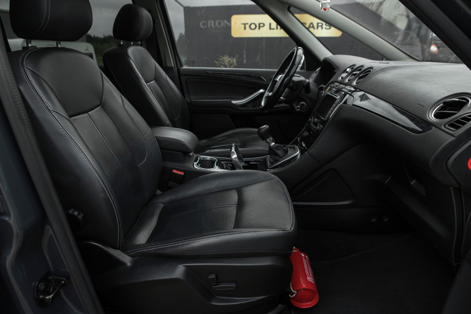 
								FORD GALAXY TITANIUM 2.0D 100KW full									