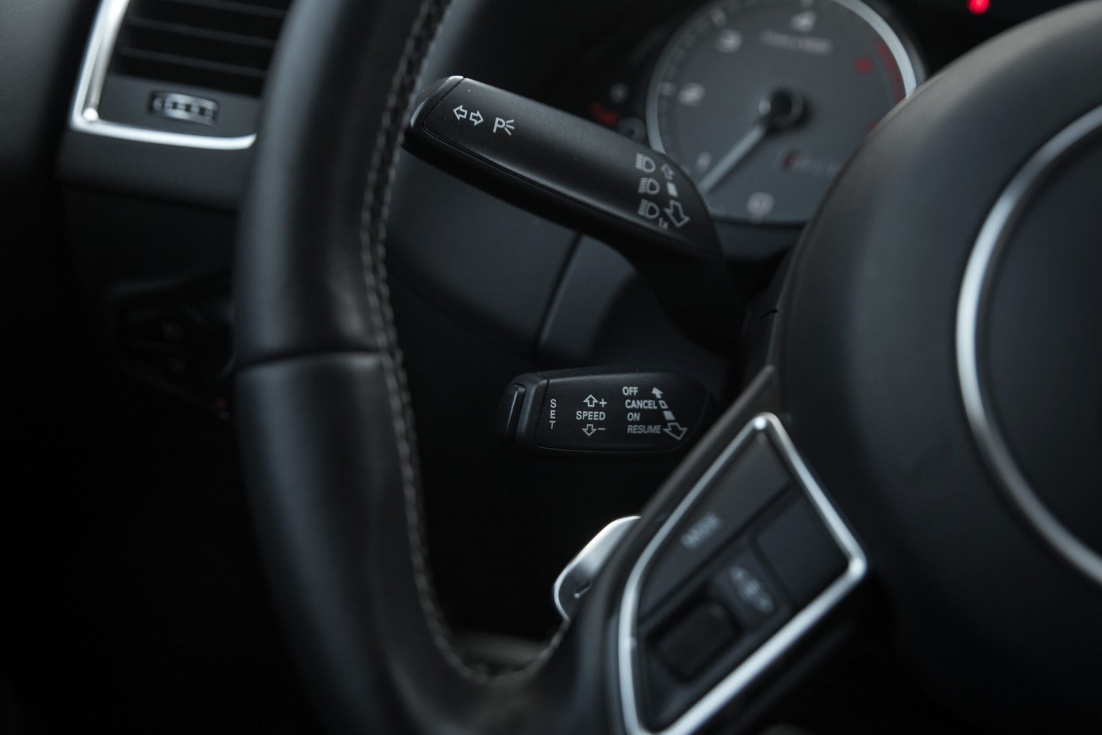 
								AUDI SQ5 COMPETITION 3.0D 250KW full									