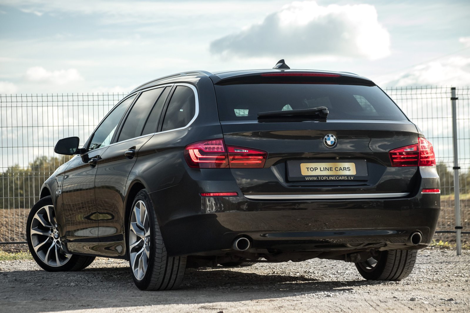 BMW F11 535D 230KW FACELIFT LUXURYLINE full