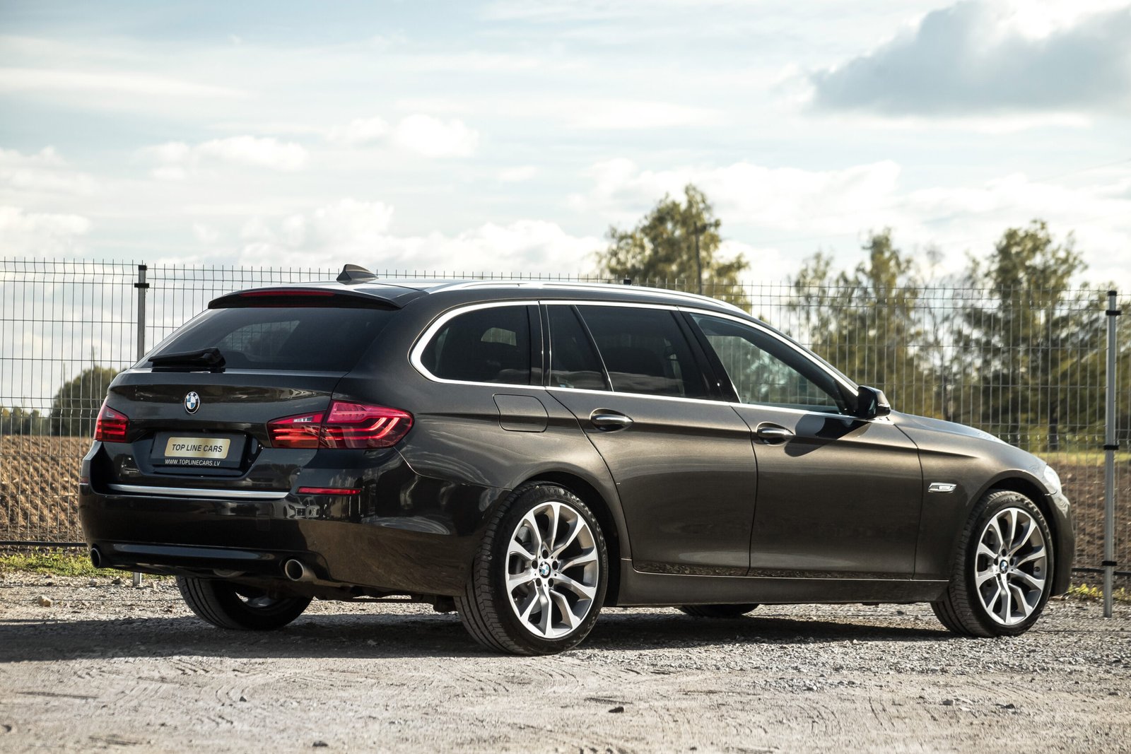 BMW F11 535D 230KW FACELIFT LUXURYLINE full