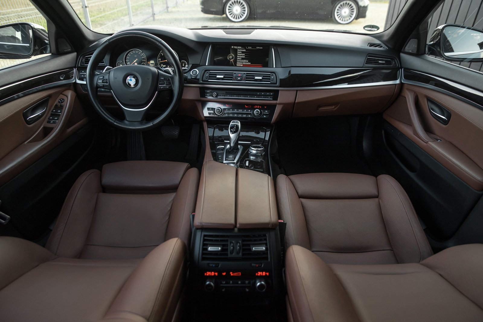 BMW F11 535D 230KW FACELIFT LUXURYLINE full