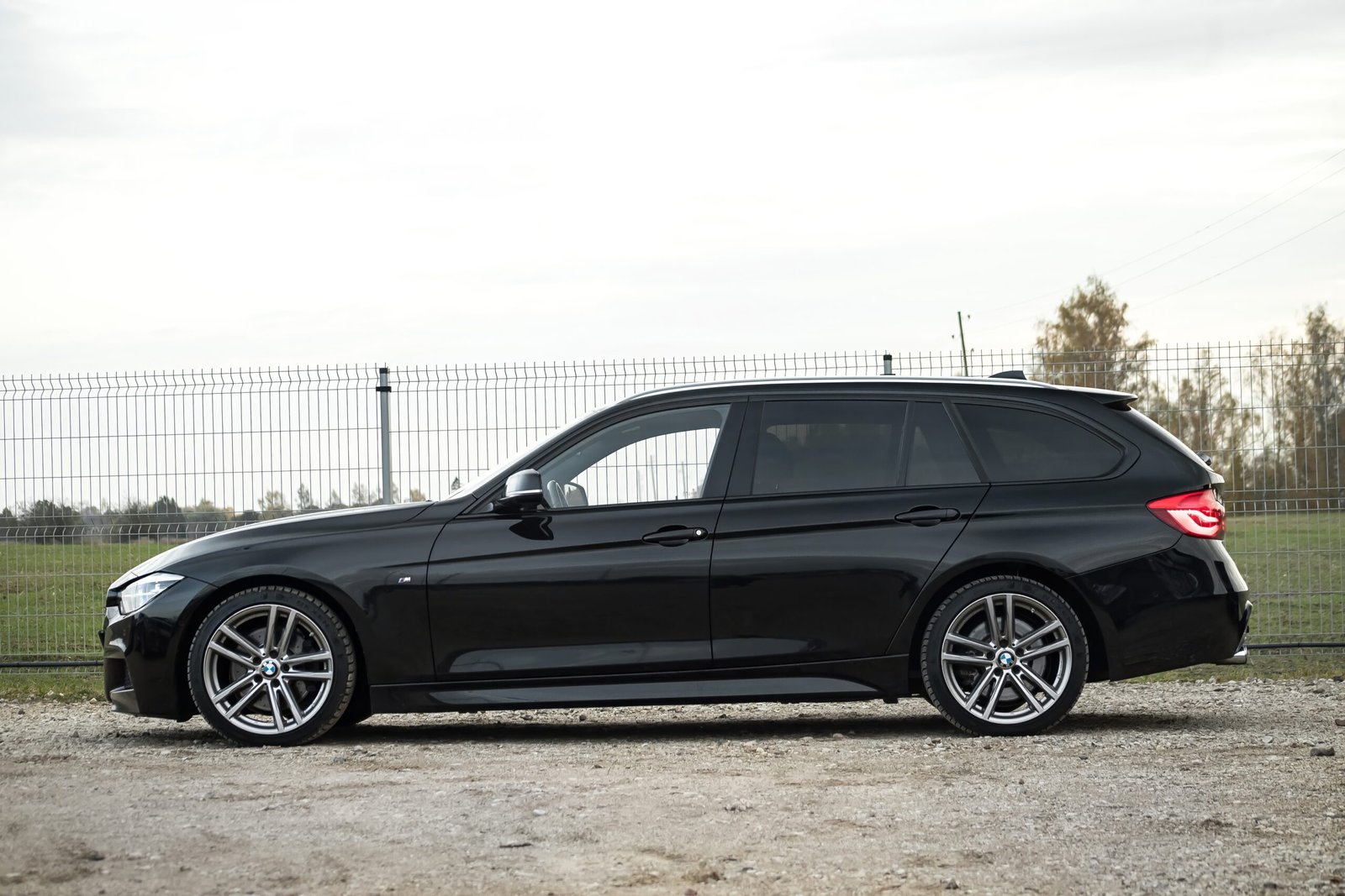 BMW F31 330D 190KW M-SPORTPAKET FACELIFT full