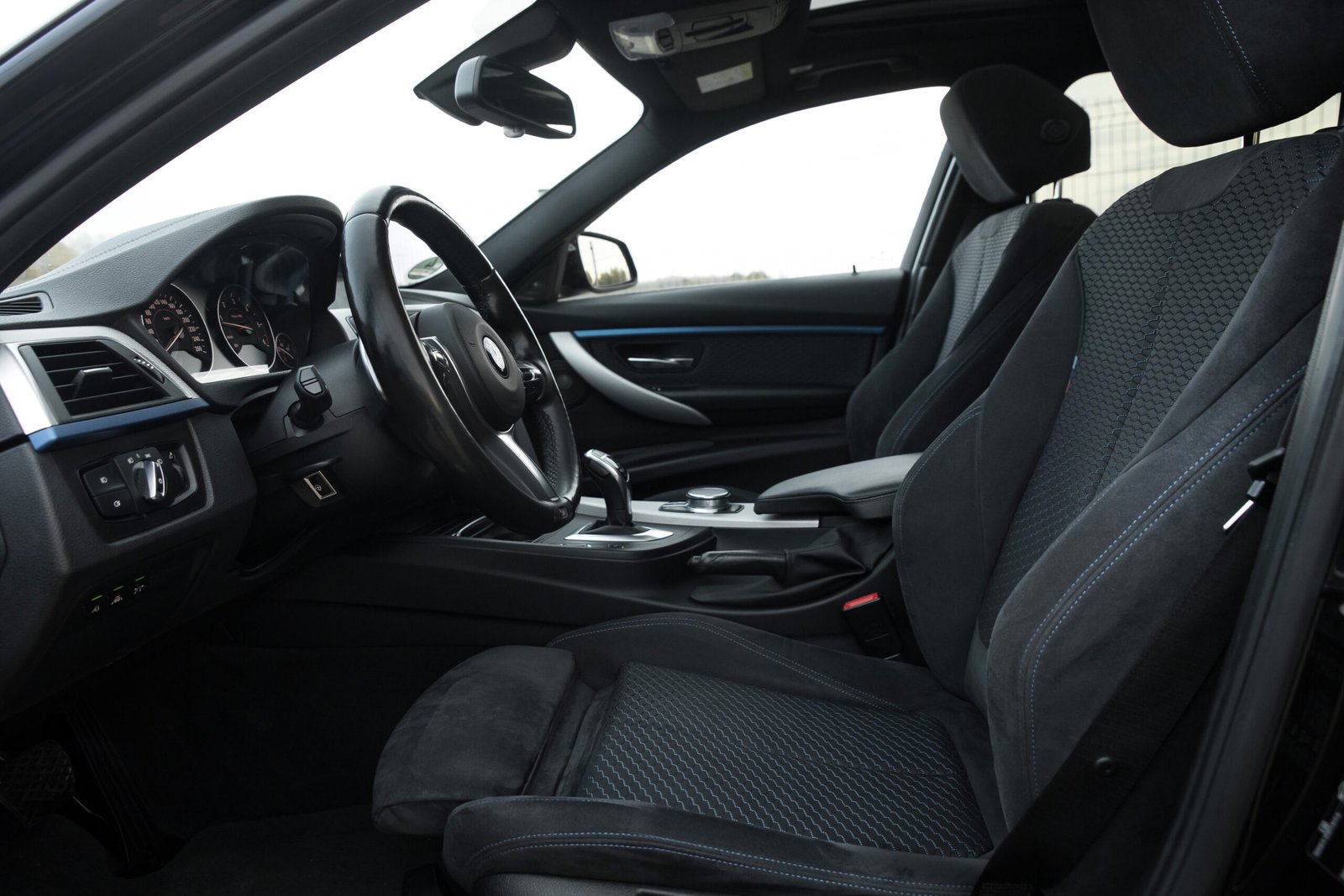 BMW F31 330D 190KW M-SPORTPAKET FACELIFT full