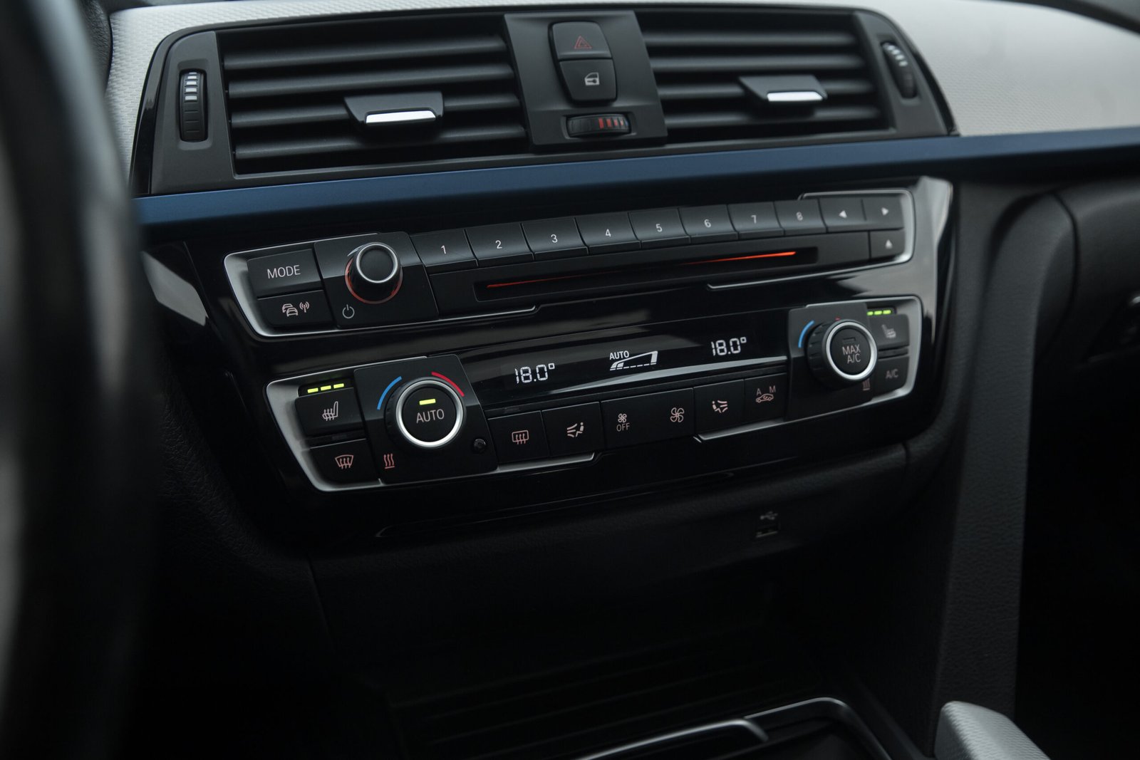 BMW F31 330D 190KW M-SPORTPAKET FACELIFT full