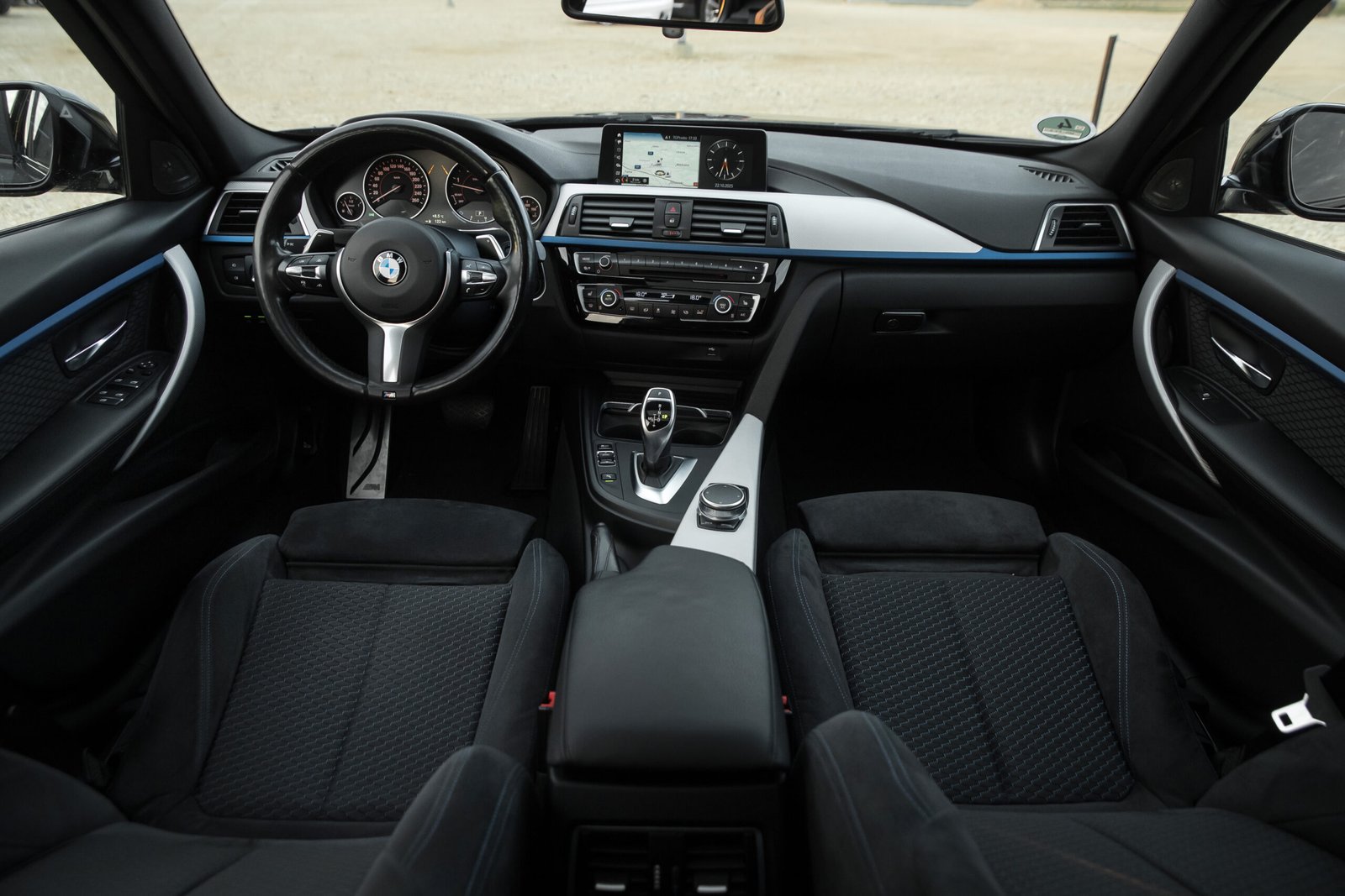 BMW F31 330D 190KW M-SPORTPAKET FACELIFT full