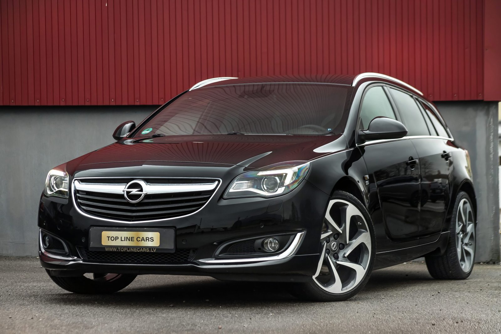 
								OPEL INSIGNIA FACELIFT OPC LINE 2.0D 125KW full									