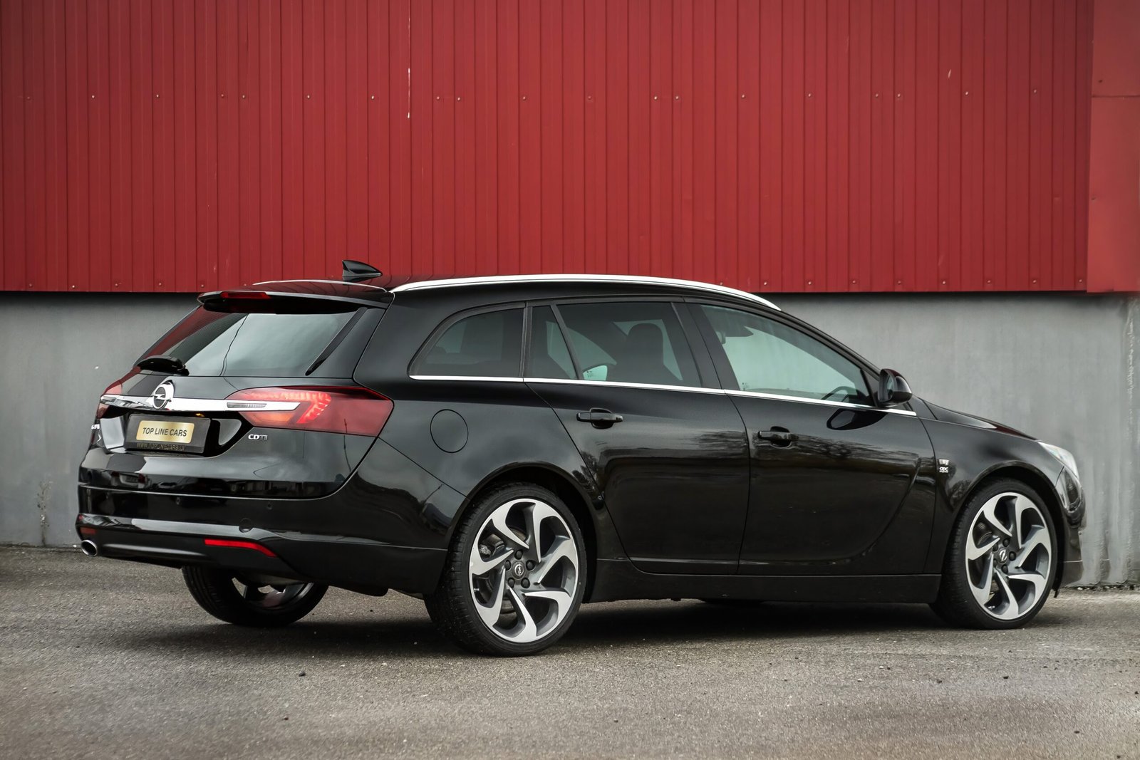 
								OPEL INSIGNIA FACELIFT OPC LINE 2.0D 125KW full									