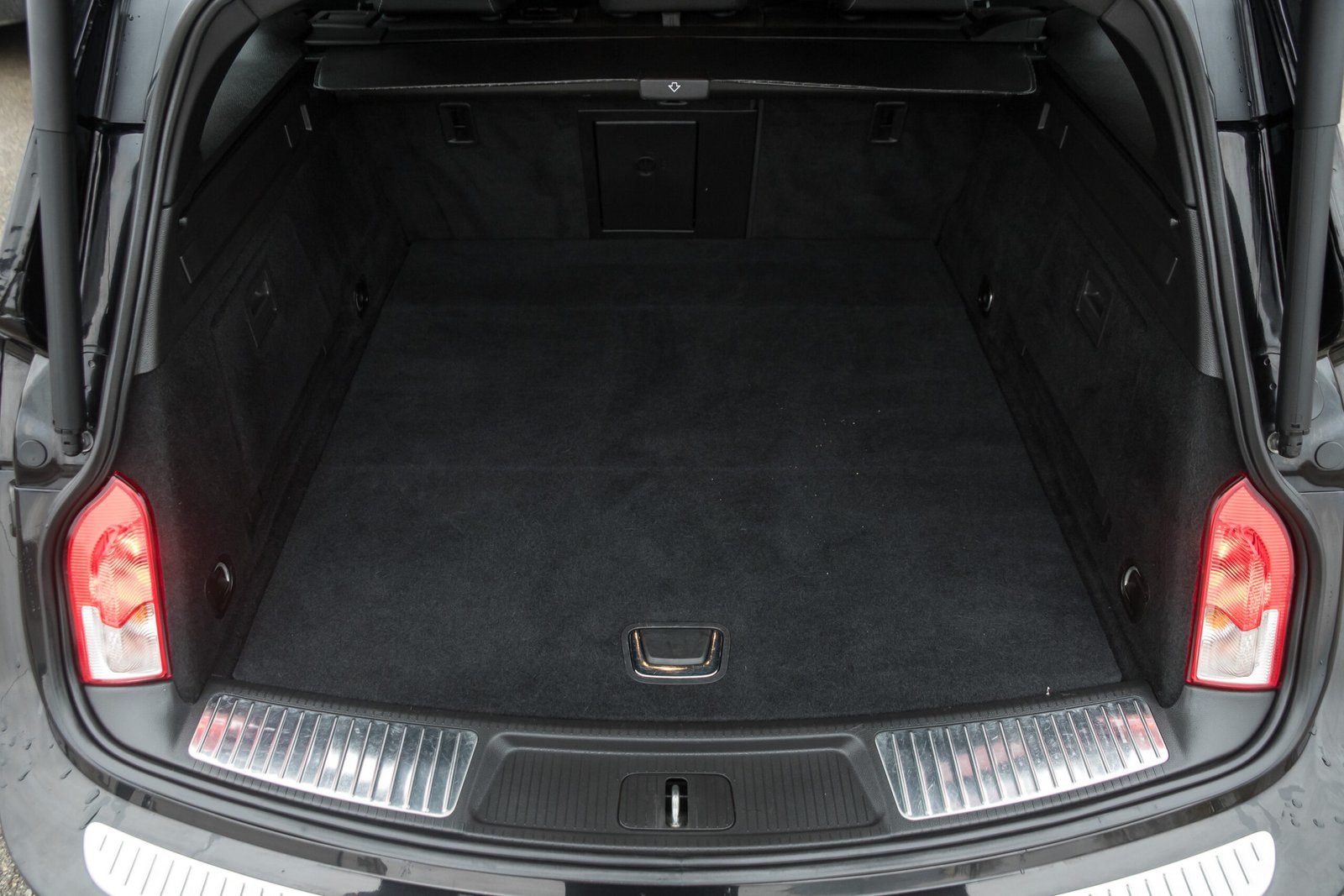 
								OPEL INSIGNIA FACELIFT OPC LINE 2.0D 125KW full									