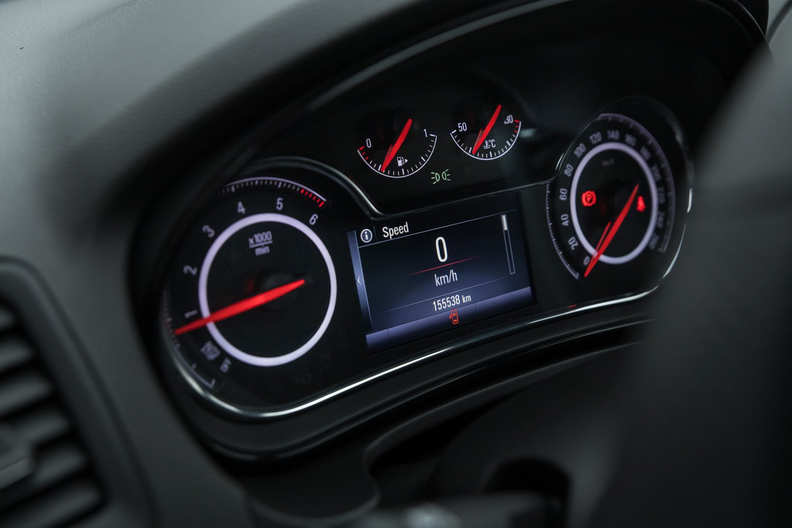 
								OPEL INSIGNIA FACELIFT OPC LINE 2.0D 125KW full									