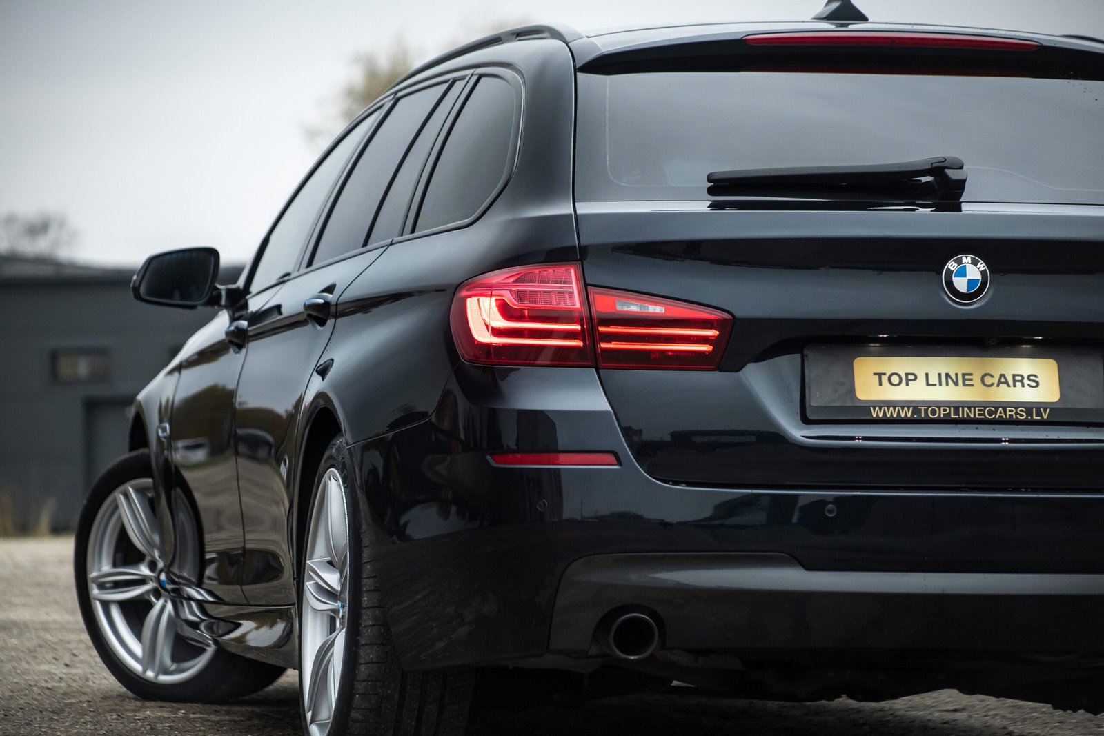 BMW F11 FACELIFT 3.0D 230KW M-SPORTPAKET full