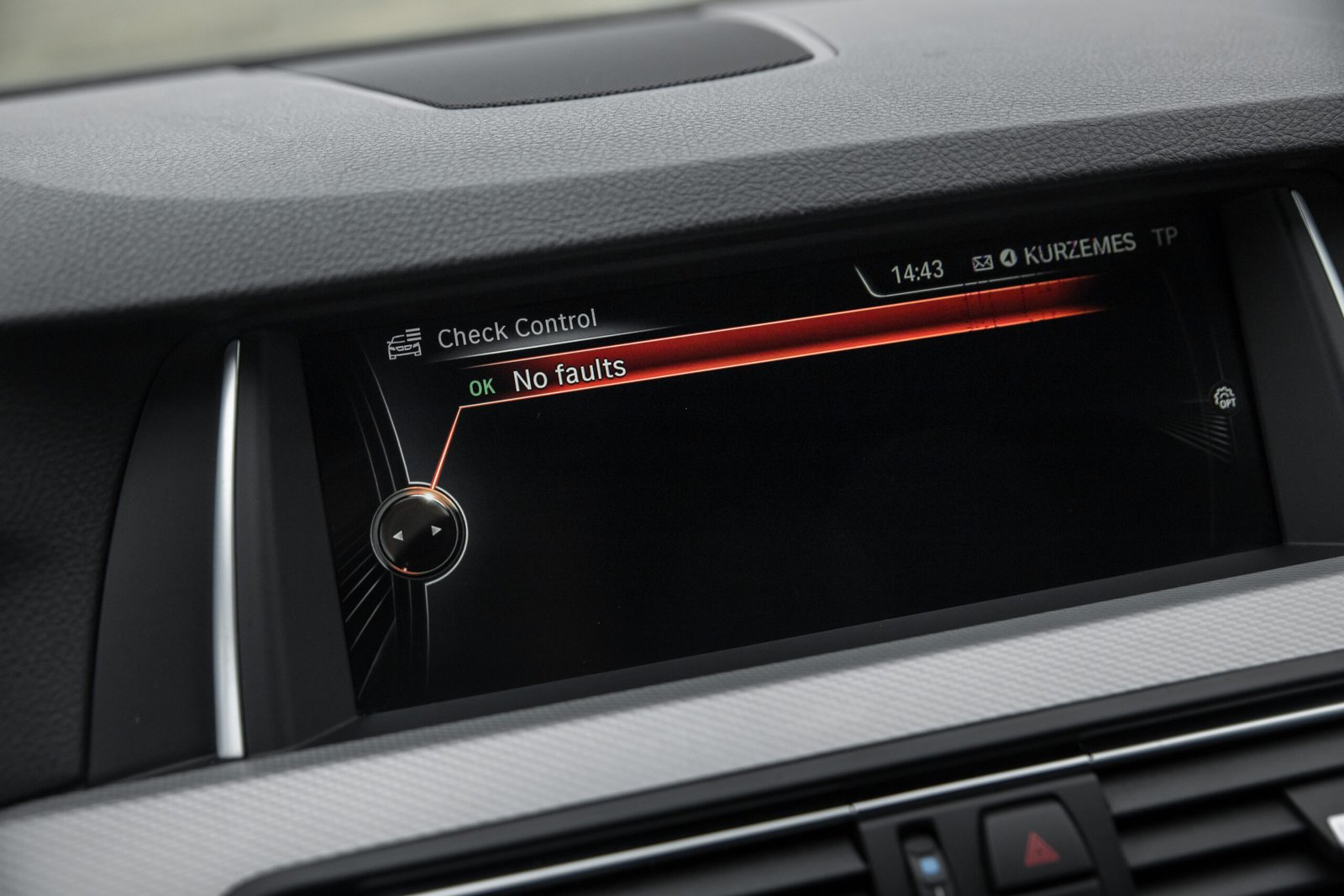 BMW F11 FACELIFT 3.0D 230KW M-SPORTPAKET full