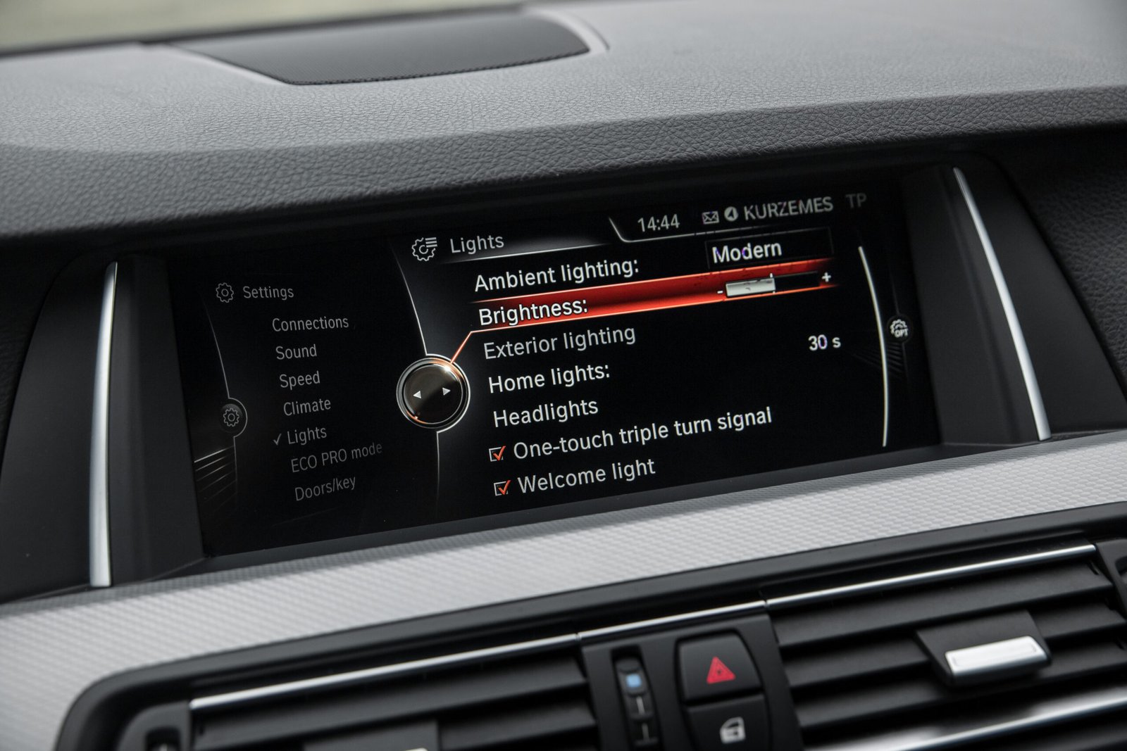 BMW F11 FACELIFT 3.0D 230KW M-SPORTPAKET full