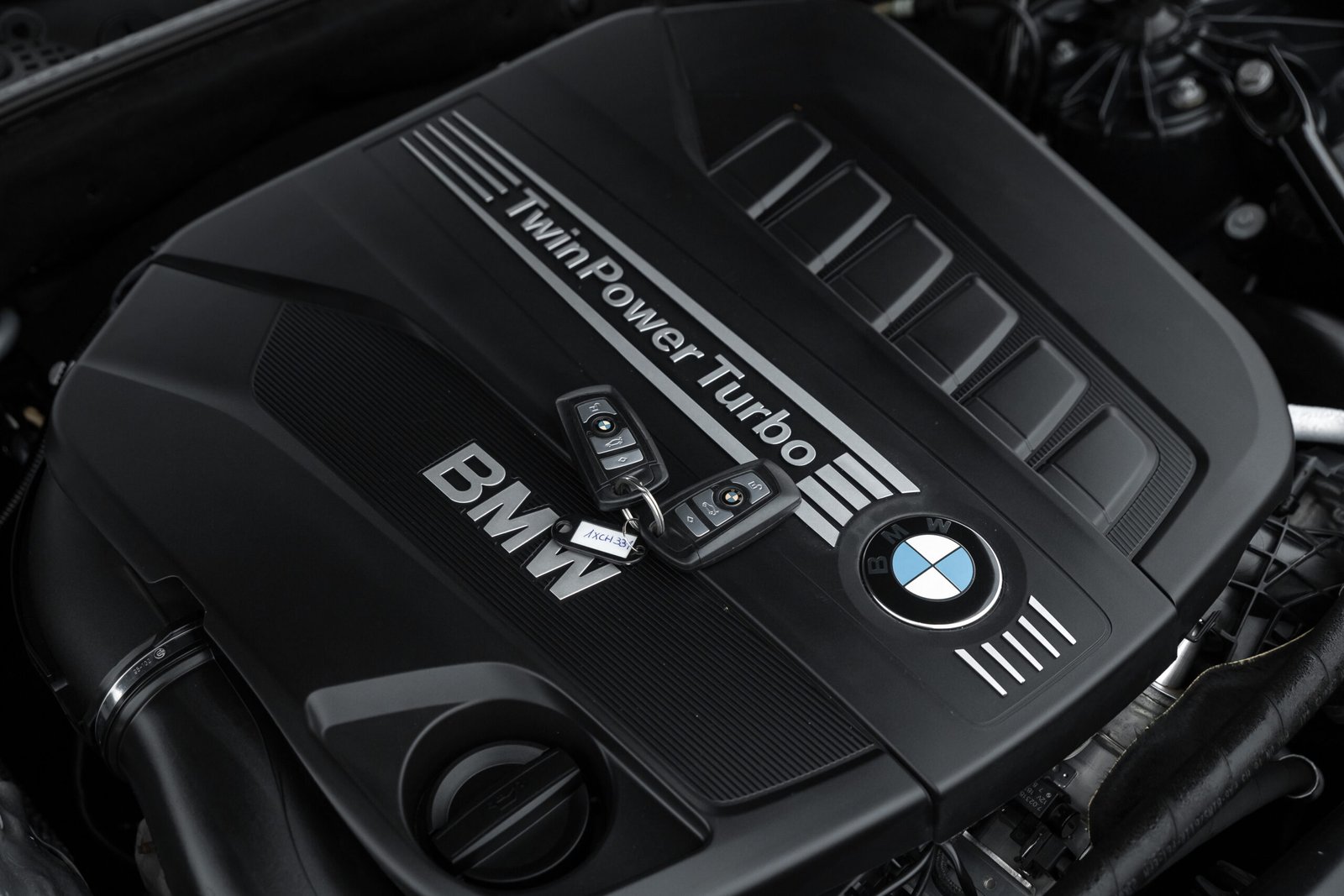 BMW F11 FACELIFT 3.0D 230KW M-SPORTPAKET full