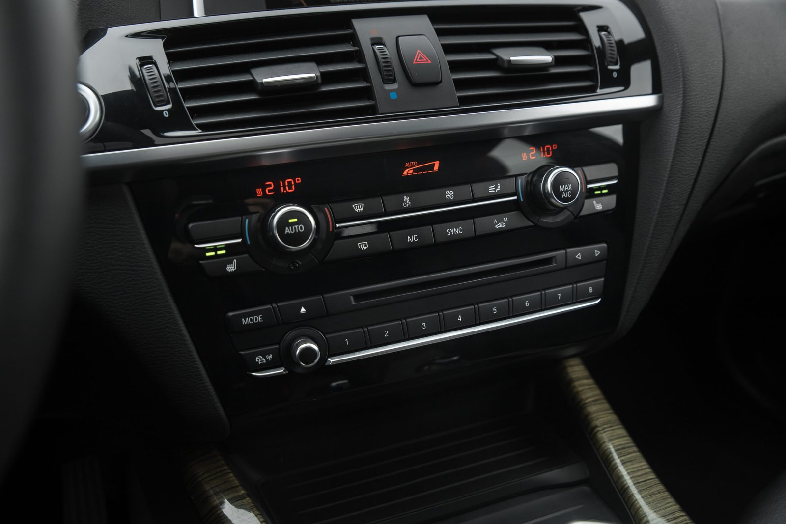 
								BMW X3 FACELIFT 3.0D 190KW X-DRIVE full									