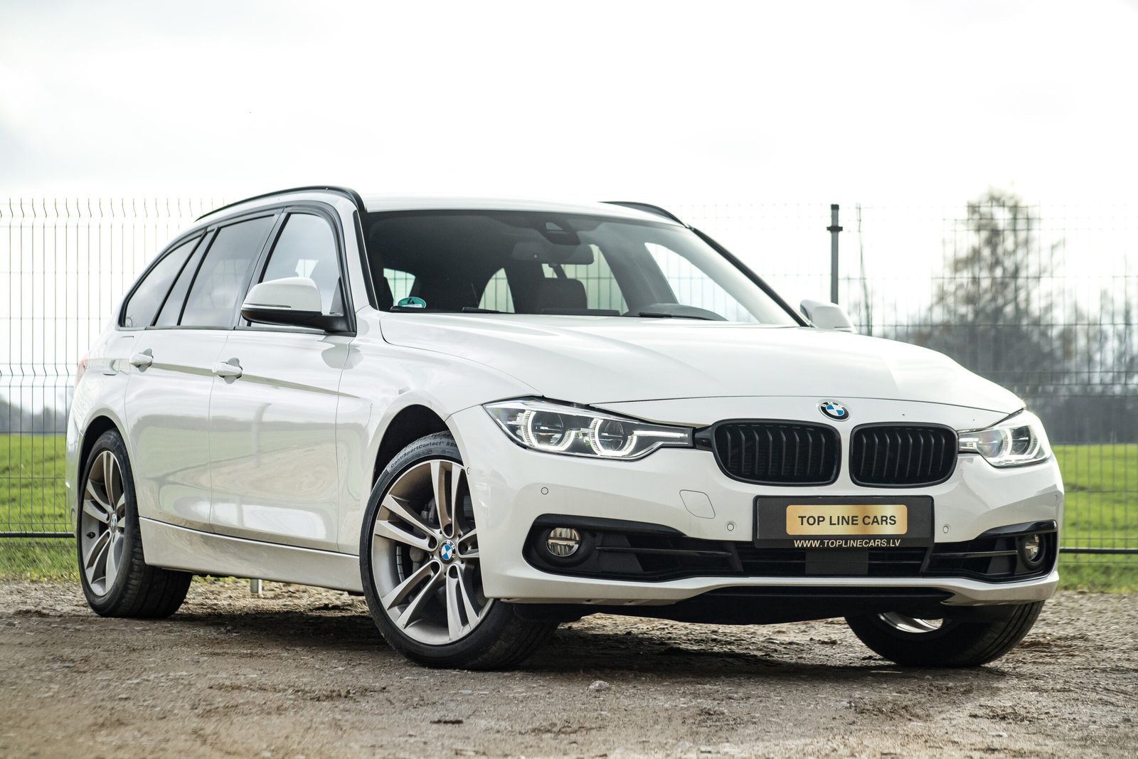 
								BMW 335D F31 3.0D 230KW FACELIFT full									