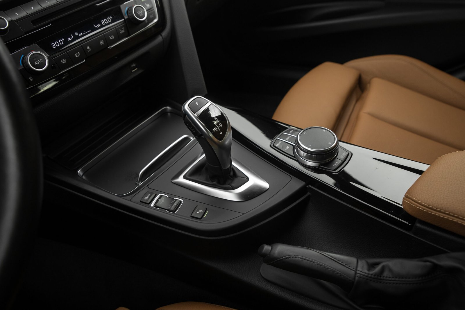 
								BMW 335D F31 3.0D 230KW FACELIFT full									