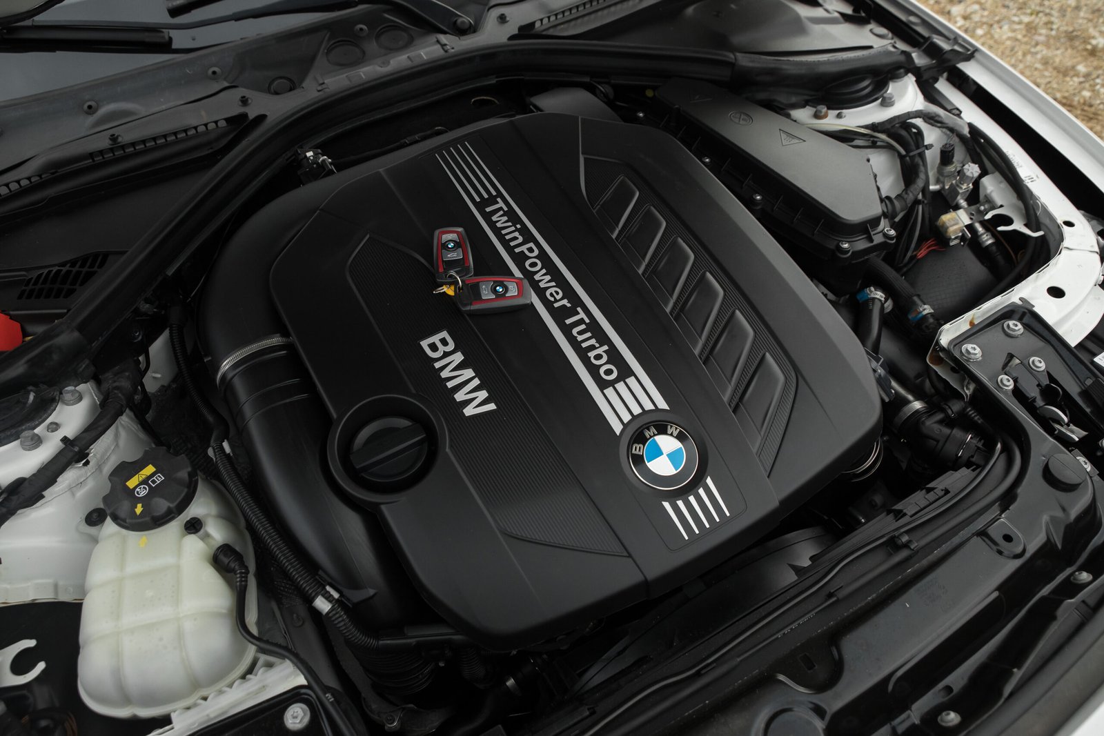 
								BMW 335D F31 3.0D 230KW FACELIFT full									