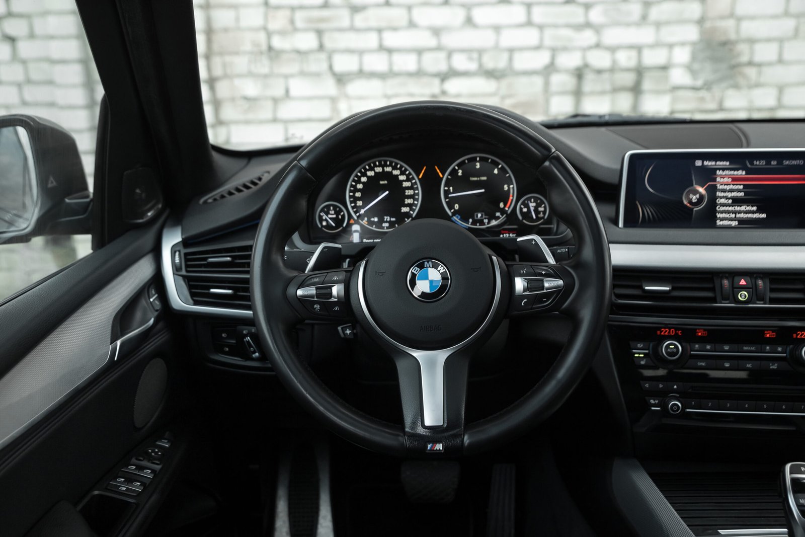 
								BMW F15 M-SPORPAKET 3.0D 190KW X-DRIVE full									