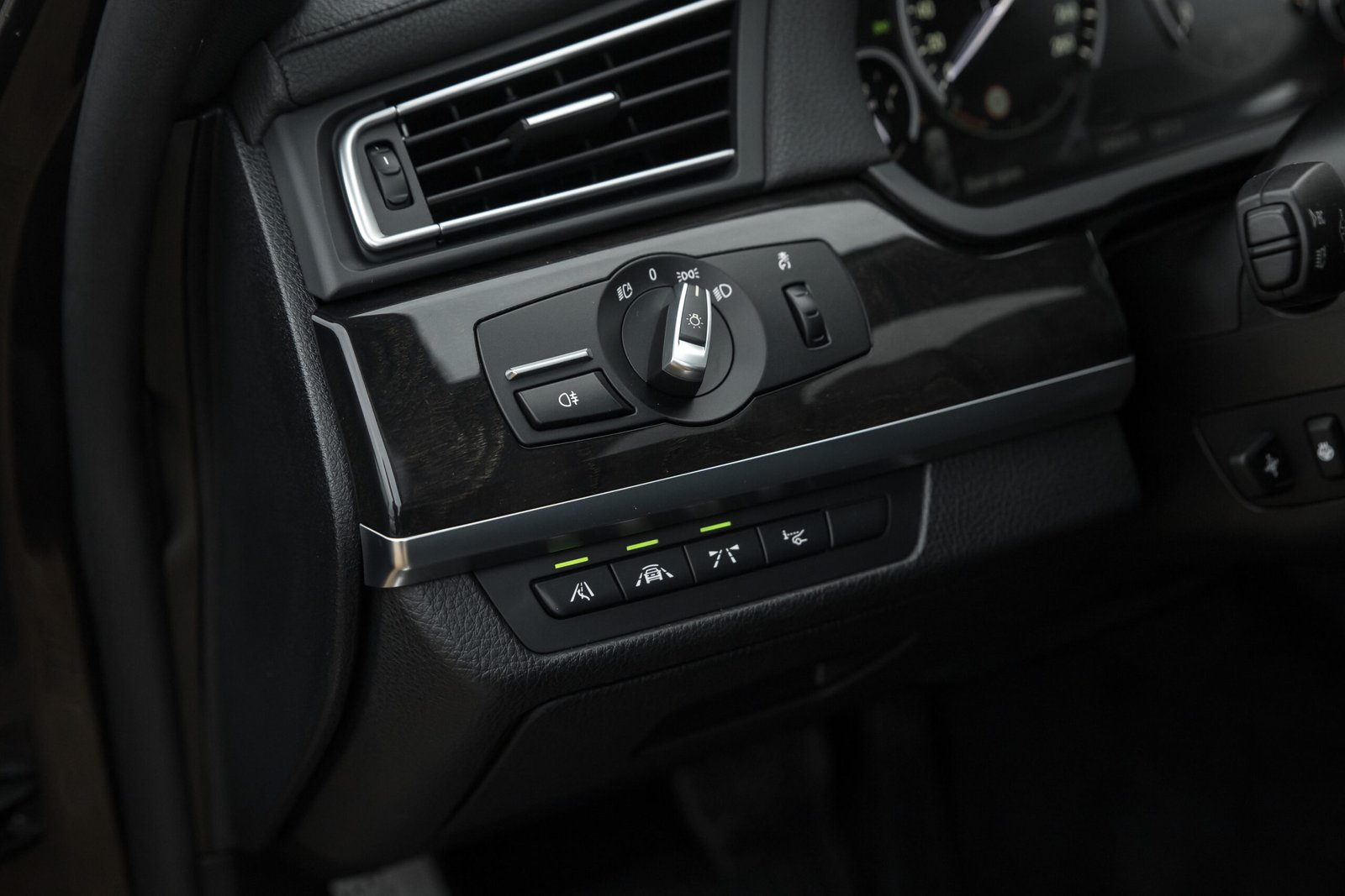 BMW 730D F01 30D 190KW M-SPORTPAKET FACELIFT full