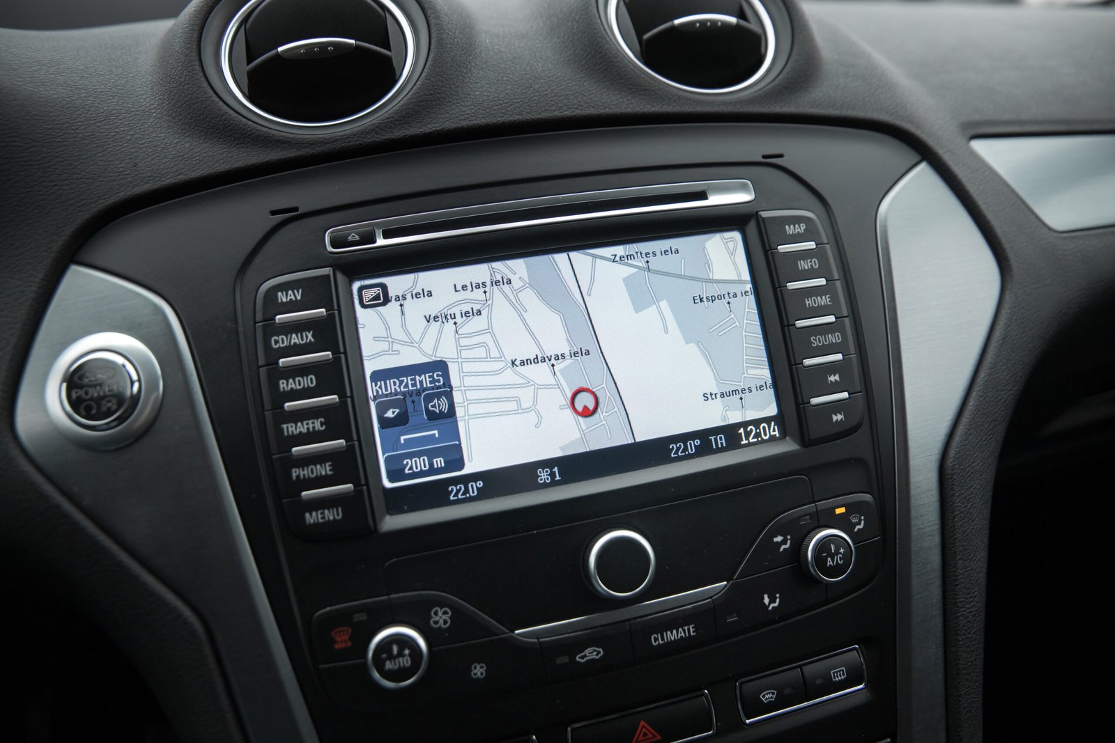 
								FORD MONDEO TITANIUM 1.6D 85KW FACELIFT full									