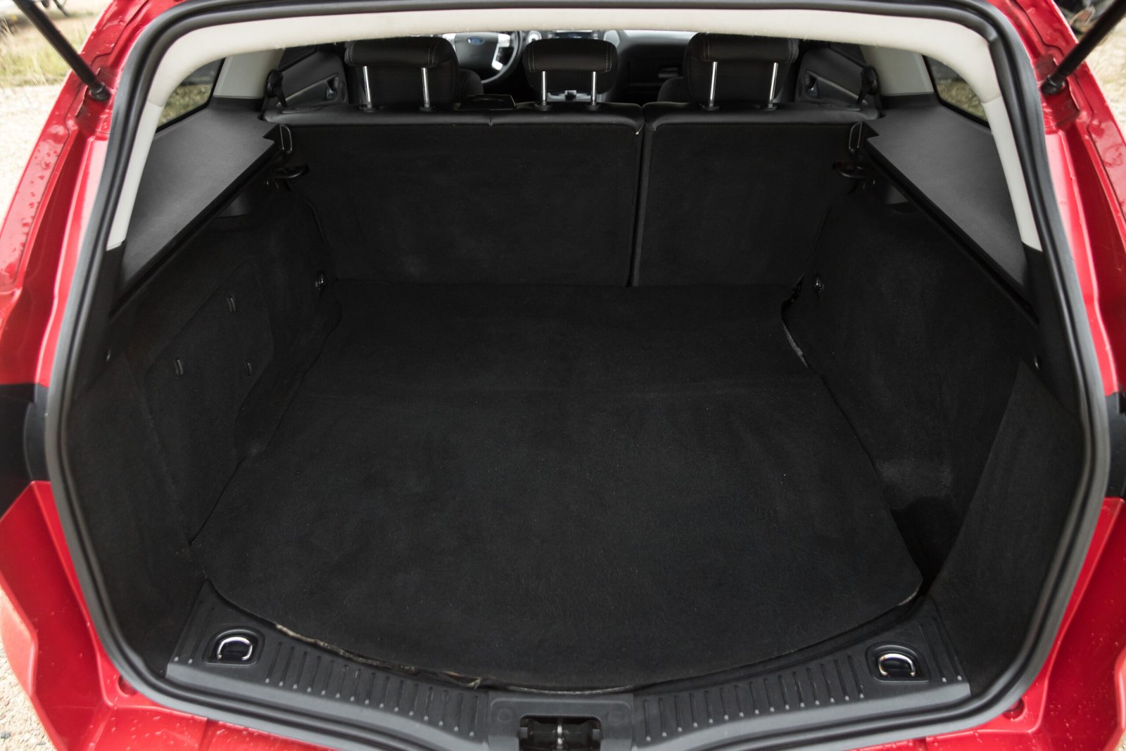 
								FORD MONDEO TITANIUM 1.6D 85KW FACELIFT full									