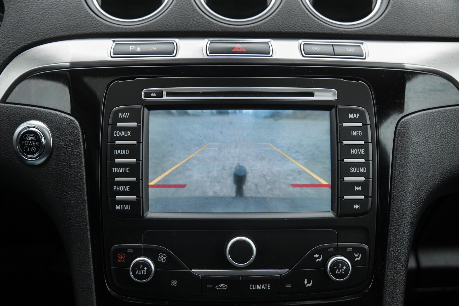 
								FORD GALAXY 2.0D 100KW TITANIUM LAST EDITION full									