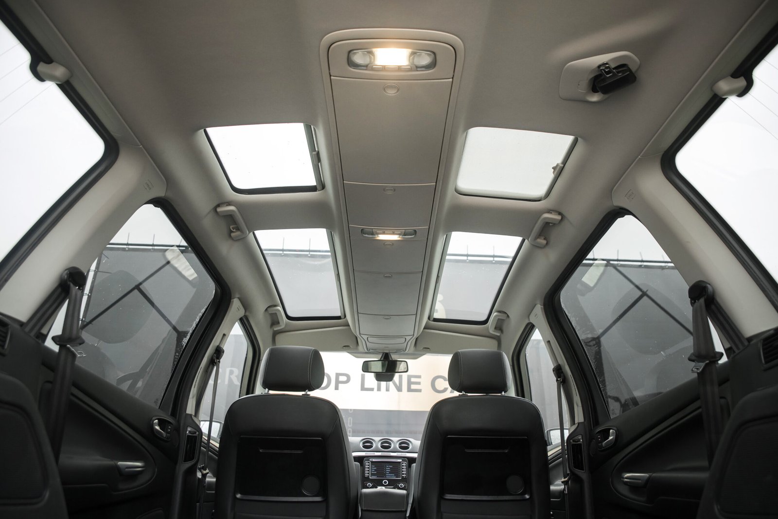 
								FORD GALAXY 2.0D 100KW TITANIUM LAST EDITION full									