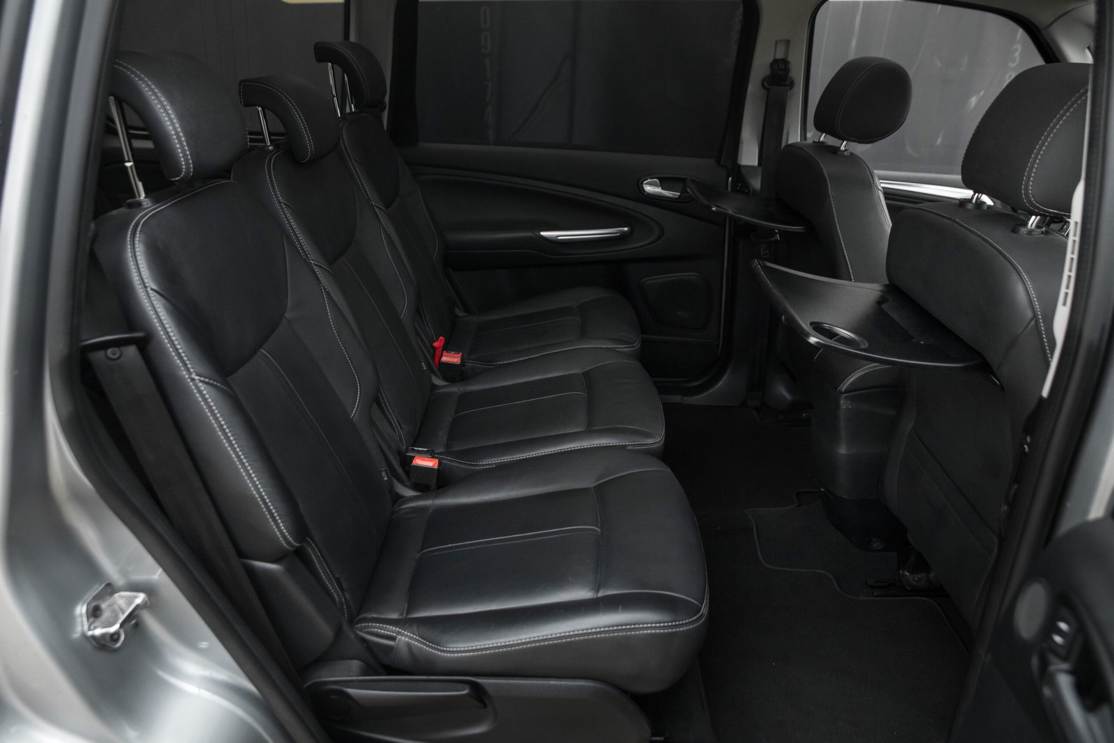 
								FORD GALAXY 2.0D 100KW TITANIUM LAST EDITION full									