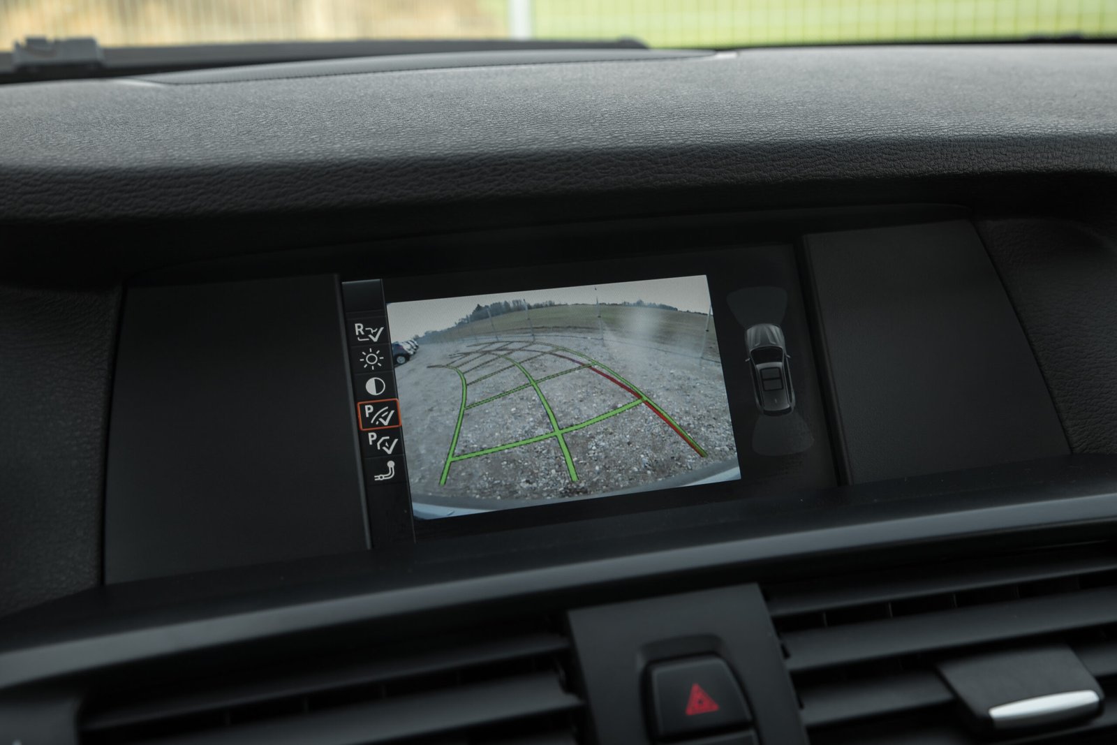 
								BMW X3 2.0D 135KW M-SPORTPAKET full									