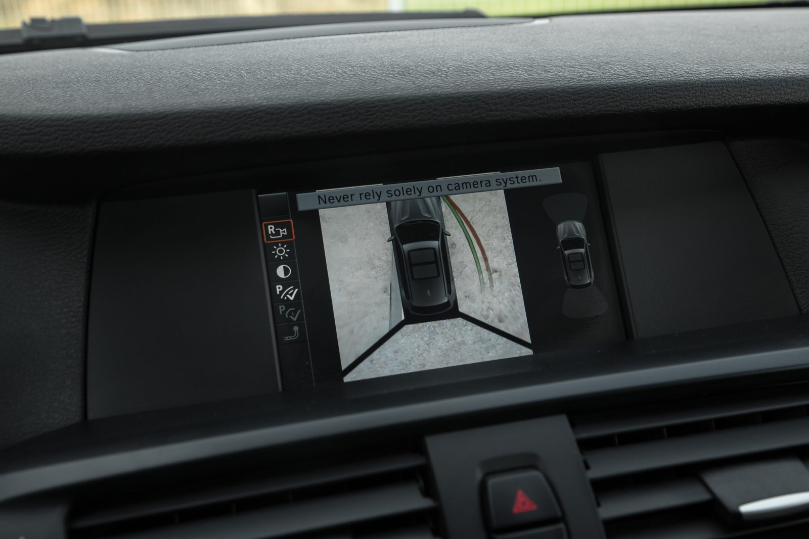 
								BMW X3 2.0D 135KW M-SPORTPAKET full									