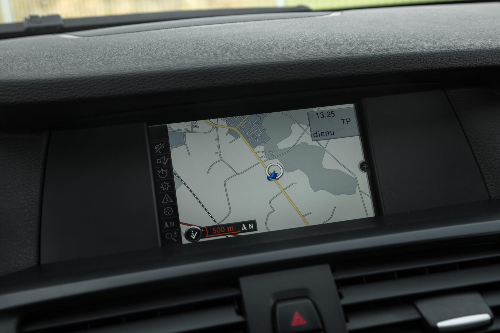 
								BMW X3 2.0D 135KW M-SPORTPAKET full									