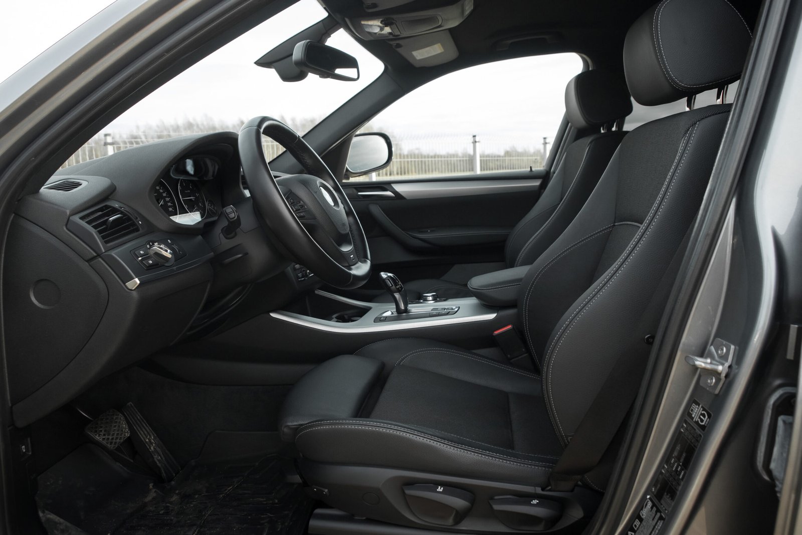 
								BMW X3 2.0D 135KW M-SPORTPAKET full									