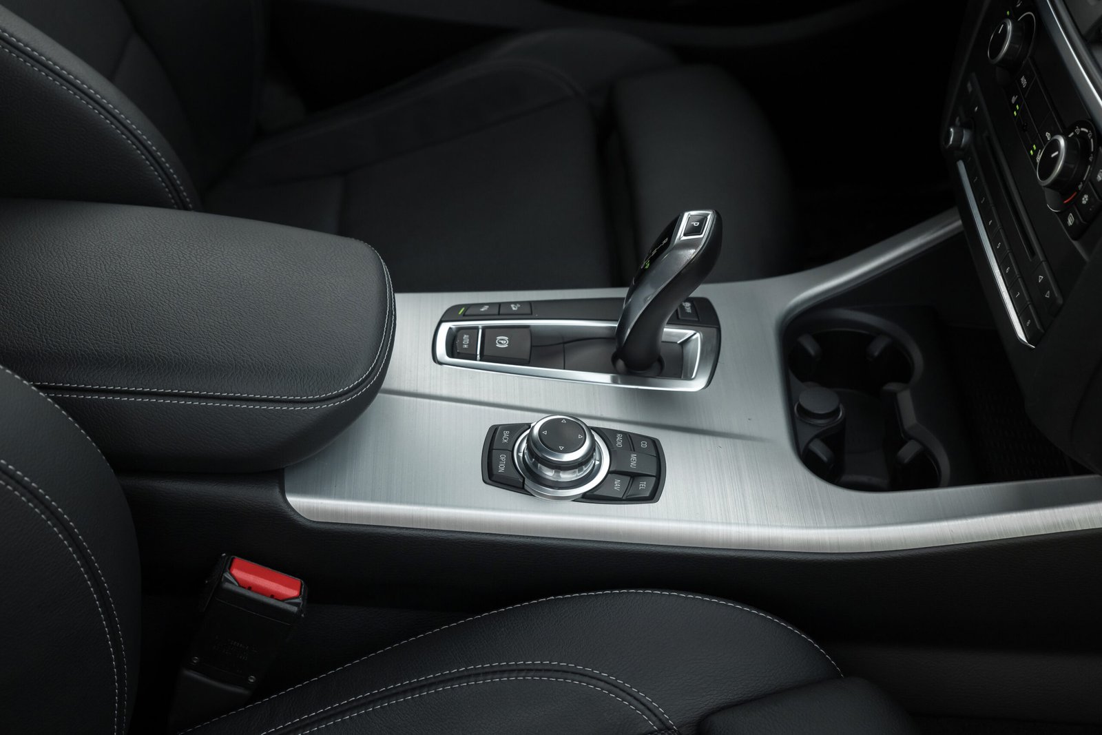 
								BMW X3 2.0D 135KW M-SPORTPAKET full									