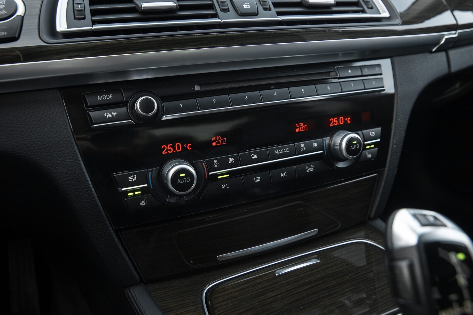 
								BMW 740D 40D 230KW FACELIFT full									