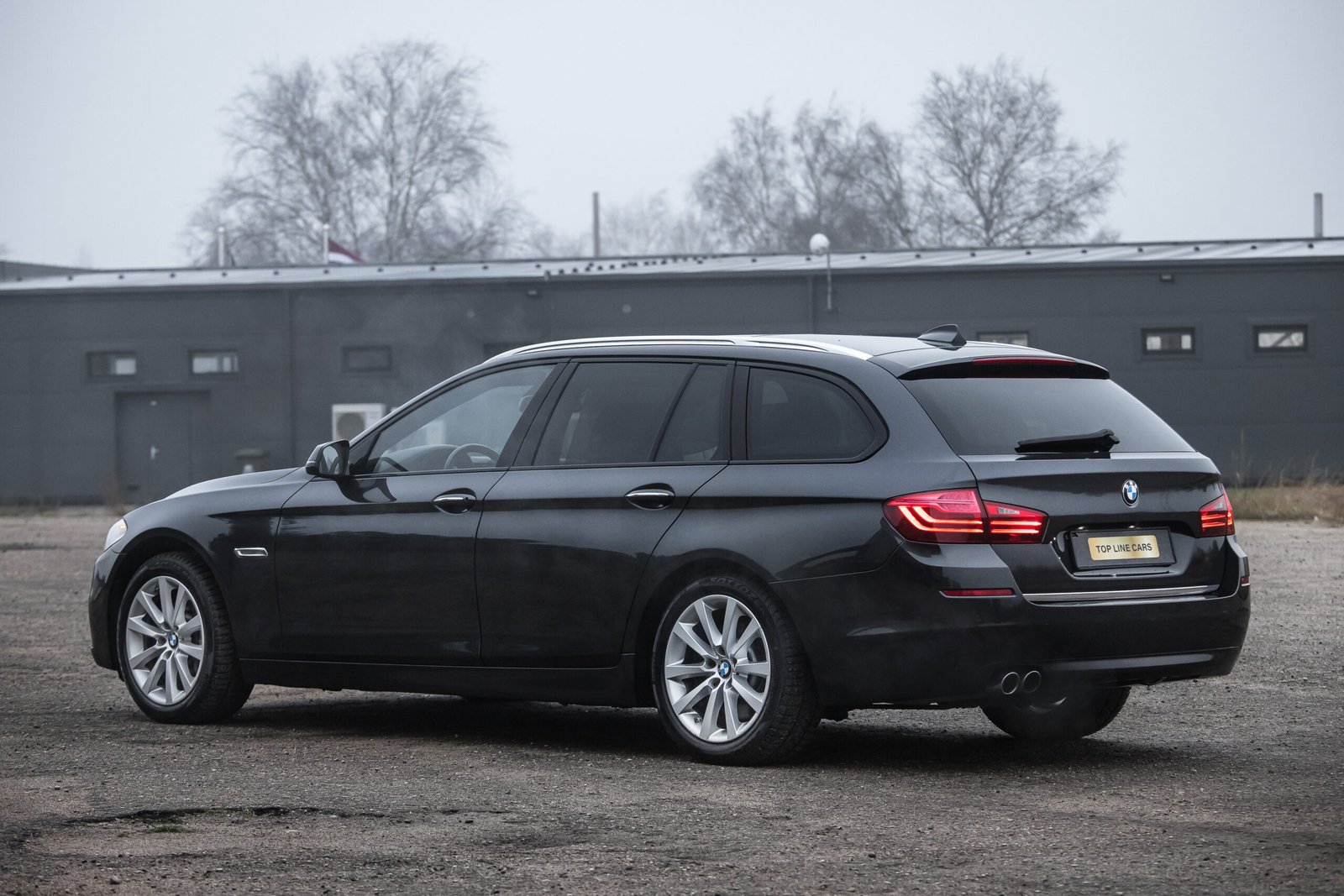 
								BMW INDIVIDUAL F11 530D 30D 190KW FACELIFT full									