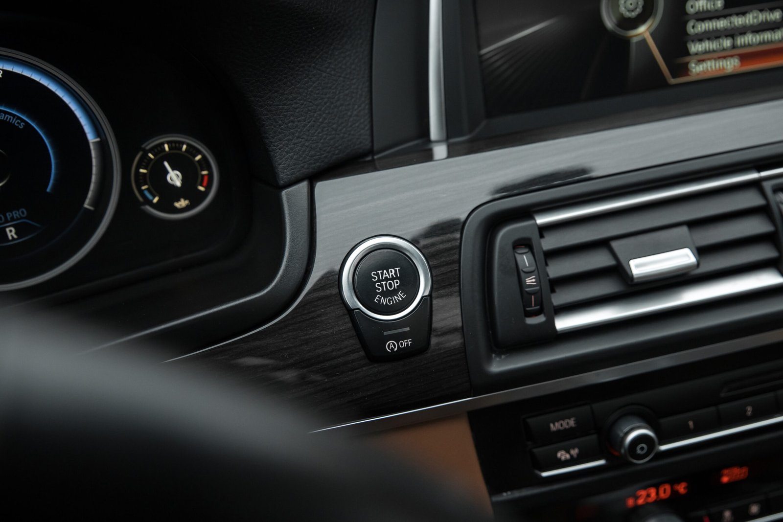 
								BMW INDIVIDUAL F11 530D 30D 190KW FACELIFT full									