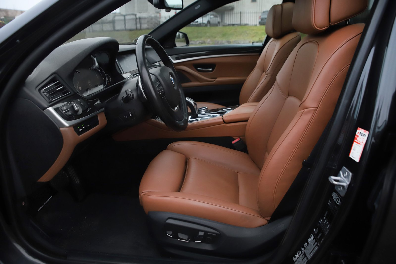 
								BMW INDIVIDUAL F11 530D 30D 190KW FACELIFT full									