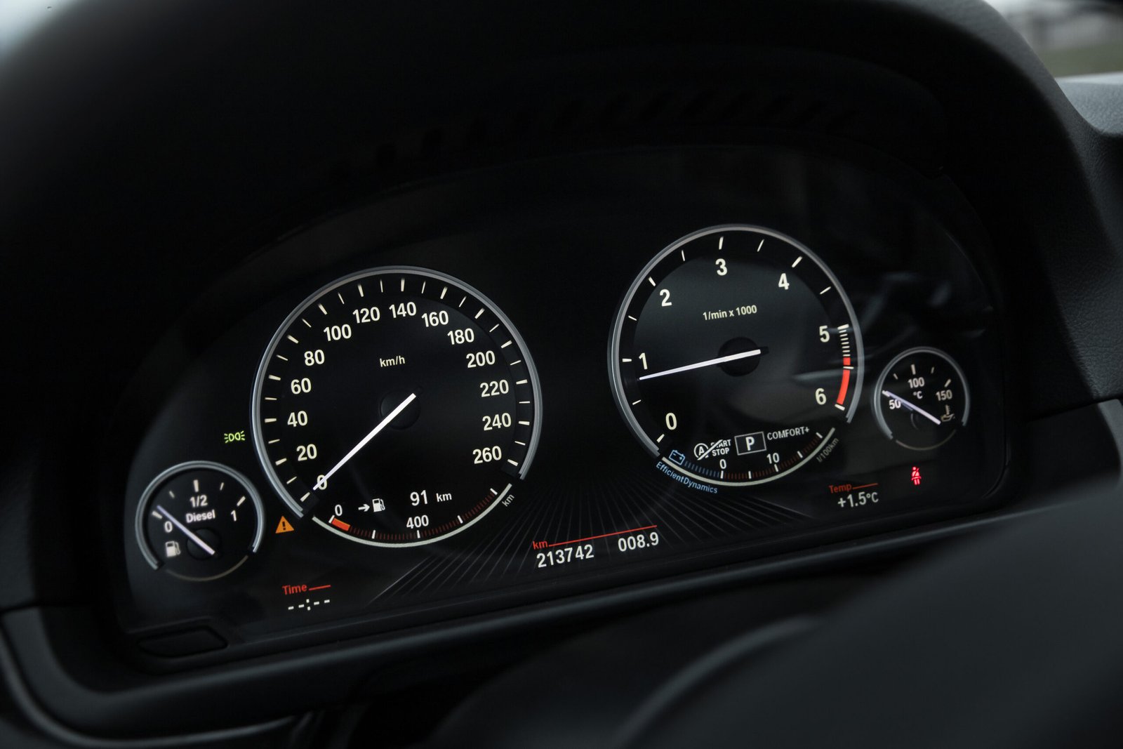 
								BMW  F11 525D X-Drive 2.0D 25D 160KW FACELIFT full									