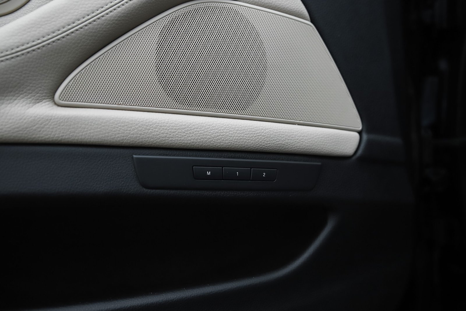 
								BMW  F11 525D X-Drive 2.0D 25D 160KW FACELIFT full									