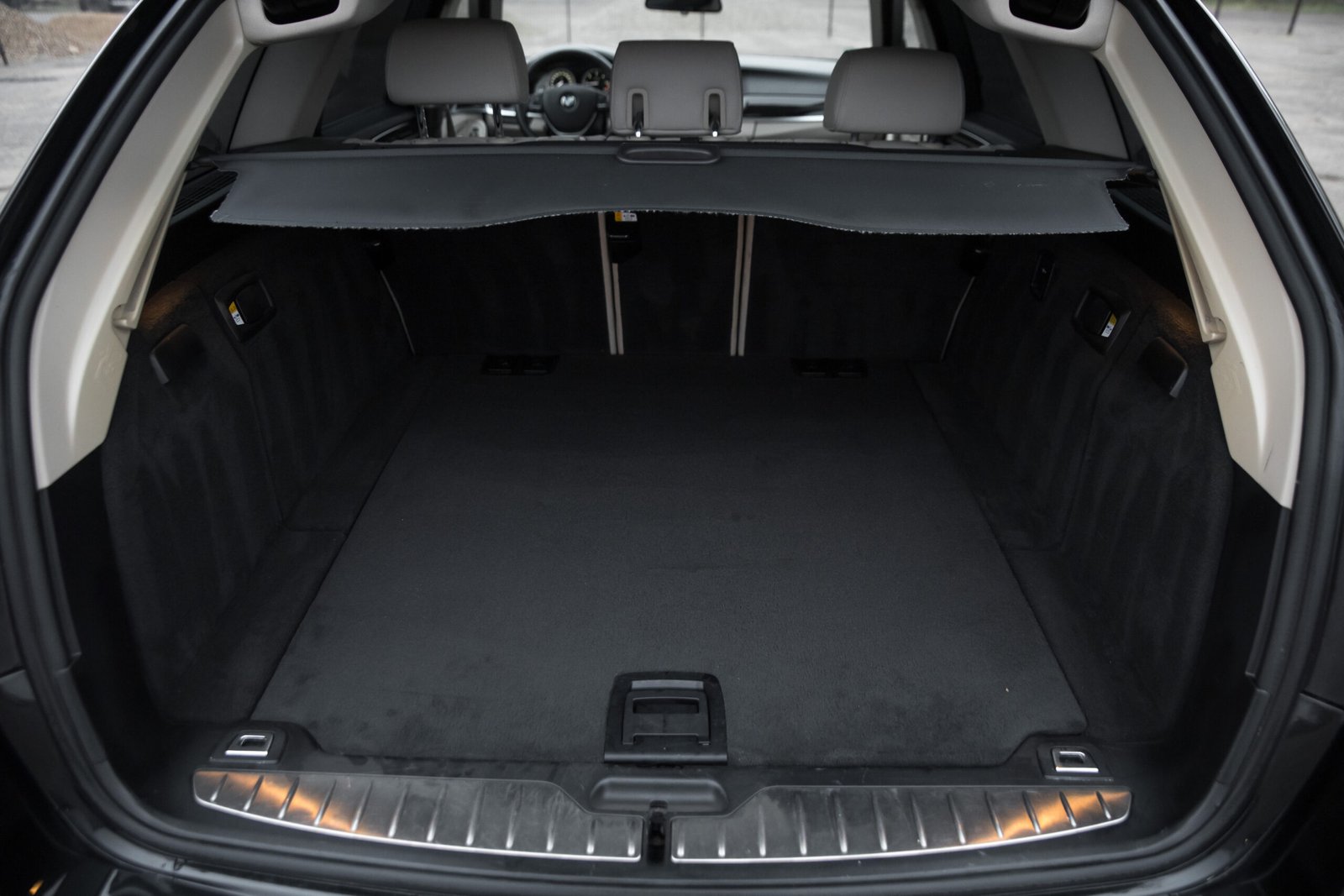 
								BMW  F11 525D X-Drive 2.0D 25D 160KW FACELIFT full									