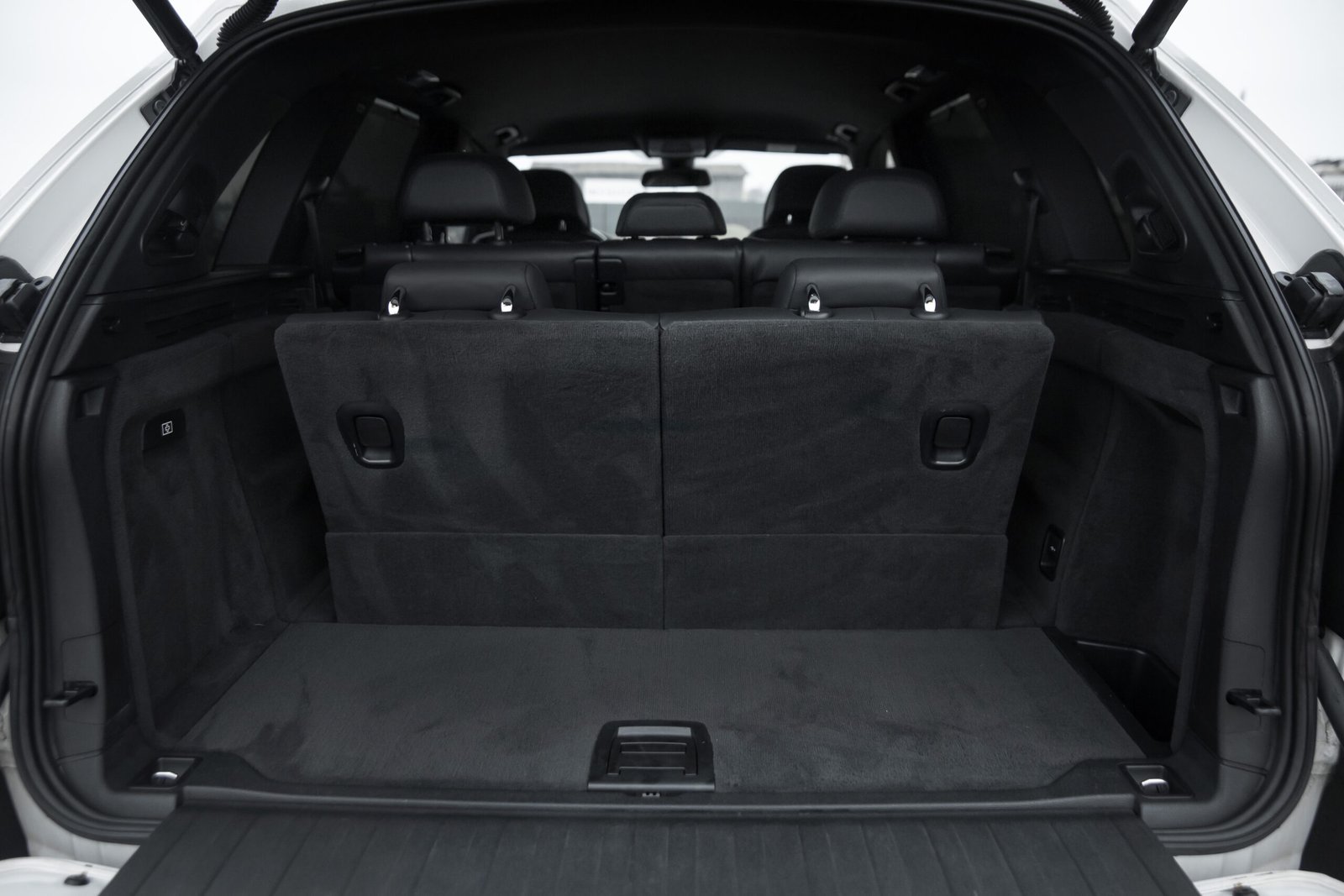 
								BMW X5 F15 3.0D 40D 230KW M-SPORTPAKET full									