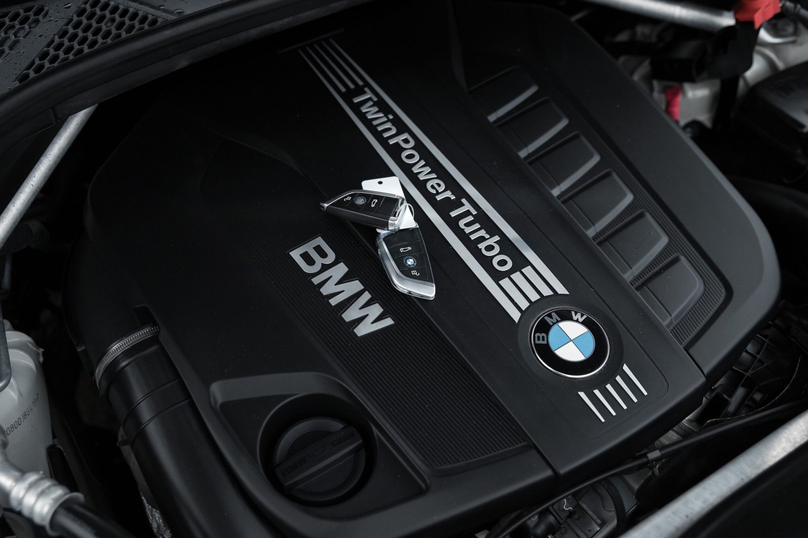 
								BMW X5 F15 3.0D 40D 230KW M-SPORTPAKET full									